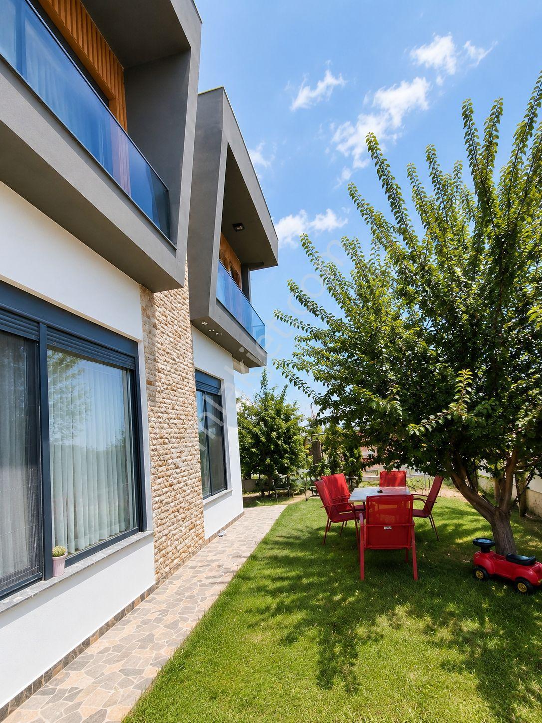 Döşemealtı Altınkalenin En Prestijli Yatırımlık 5+1 Köşe Müstakil Villalarından Biri Satışta ! - Görsel 4