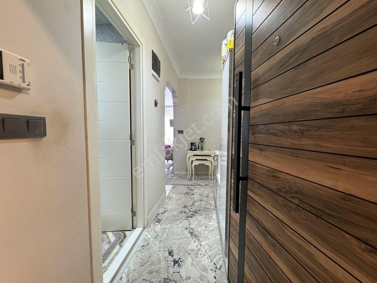 Karşıyaka İmbatlı’da Merkezi Konumda 2+1 Kiralık Ara Kat Daire - Görsel 10