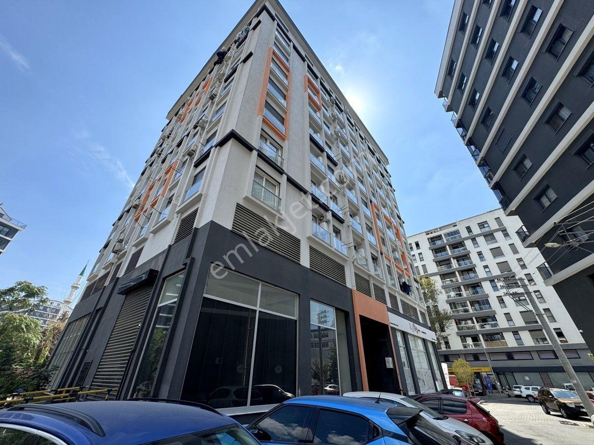 Karşıyaka İmbatlı’da Merkezi Konumda 2+1 Kiralık Ara Kat Daire - Görsel 32