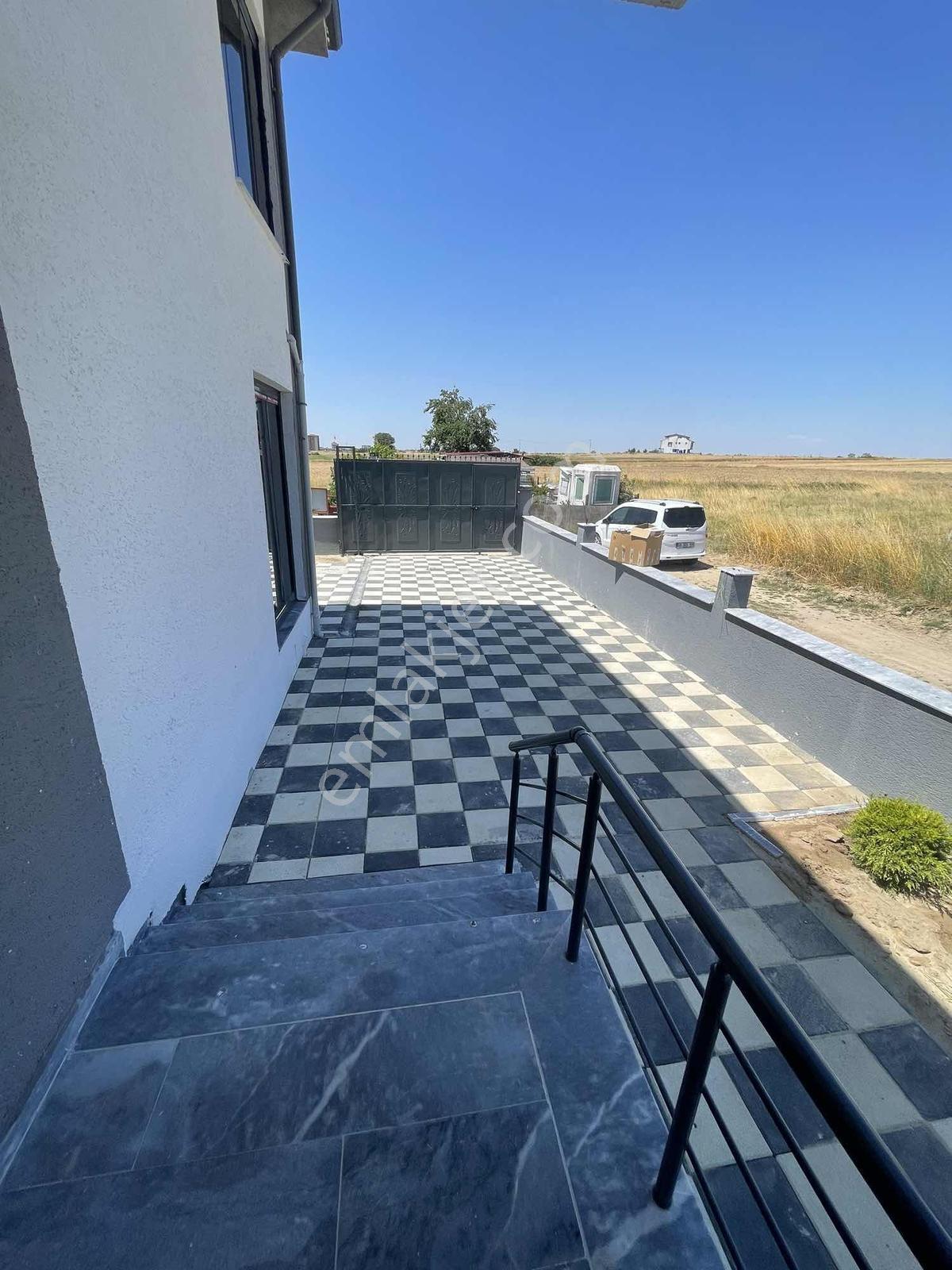 Büyük Yoncalı'da Satılık Villa 240 Metre² İki Katlı Villa - Görsel 8