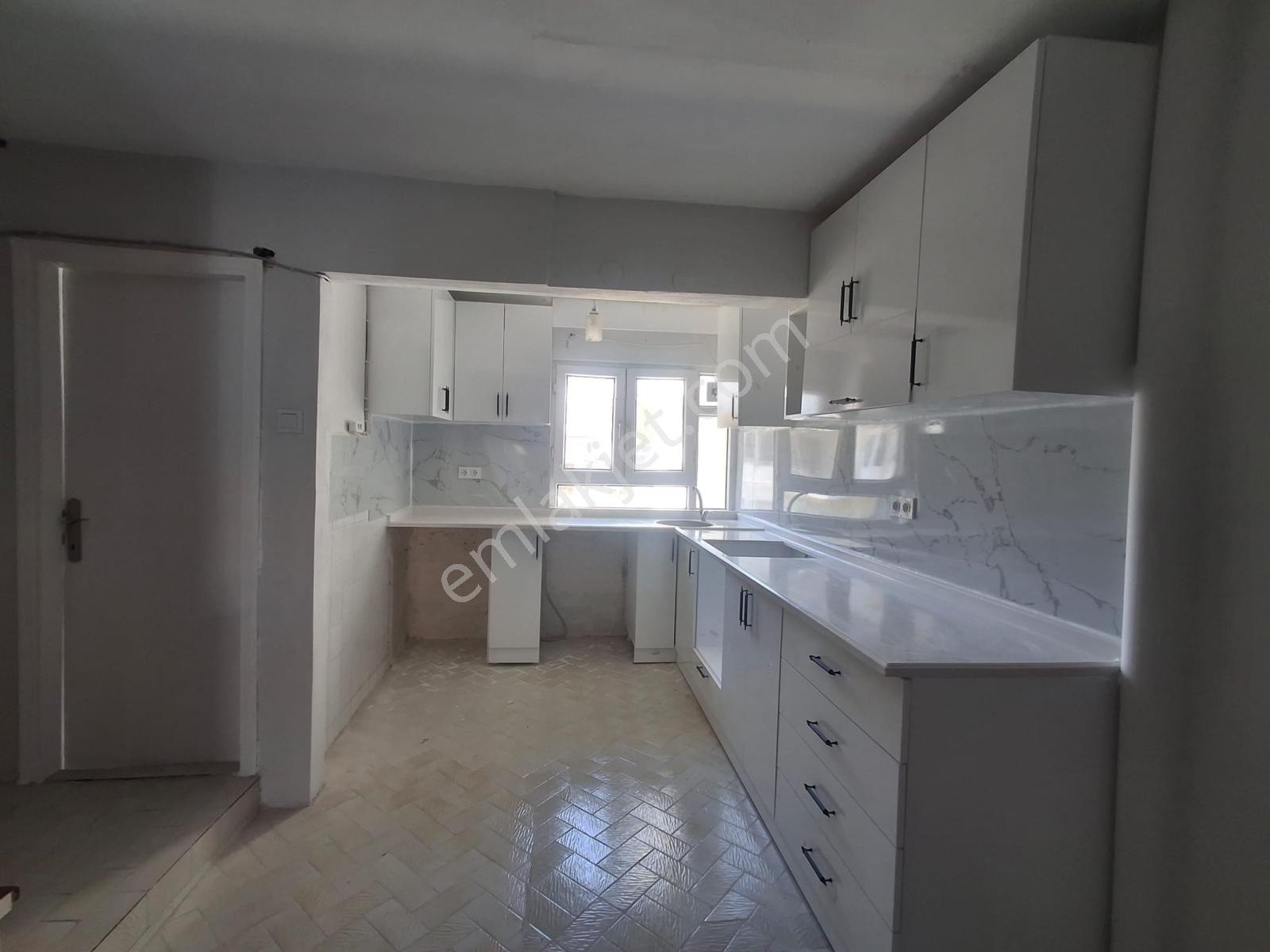 Lara Örnekköy'de Denize Yakın Özel Plajlı Kiralık 2+1 Dubleks - Görsel 10