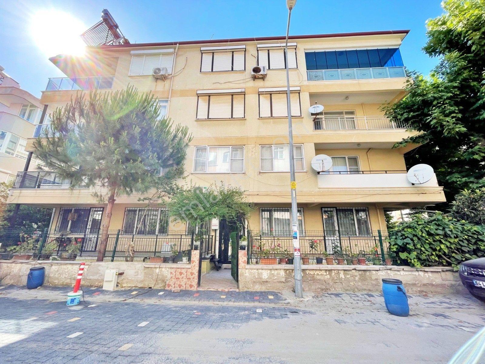 ▀jet Emlaktan Akçay Merkezde Denize Sadece 50m Arakat Eşyalı 2+1 - Görsel 32