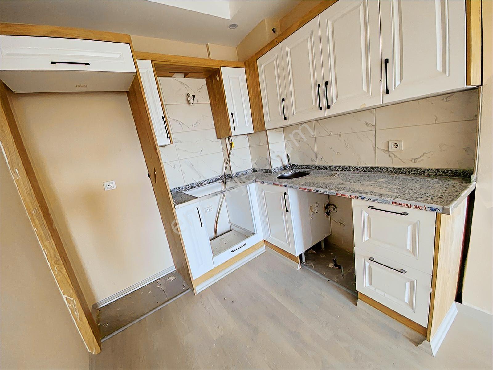 Göral Emlaktan'tan İstasyon Civarında 1+1 60 M² Sıfır Daire - Görsel 3