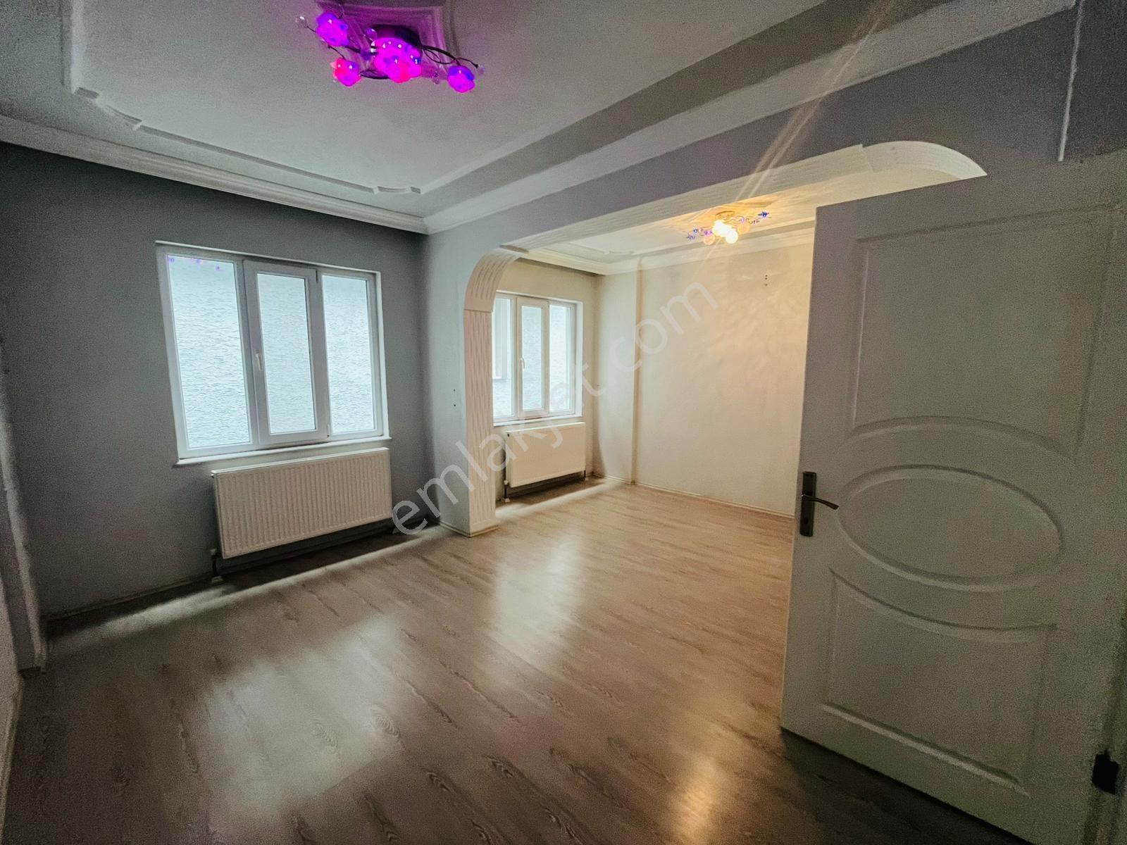 75.yıl Mahallesi 2+1 Masrafsız Aile Apartmanı 1. Kat - Görsel 6