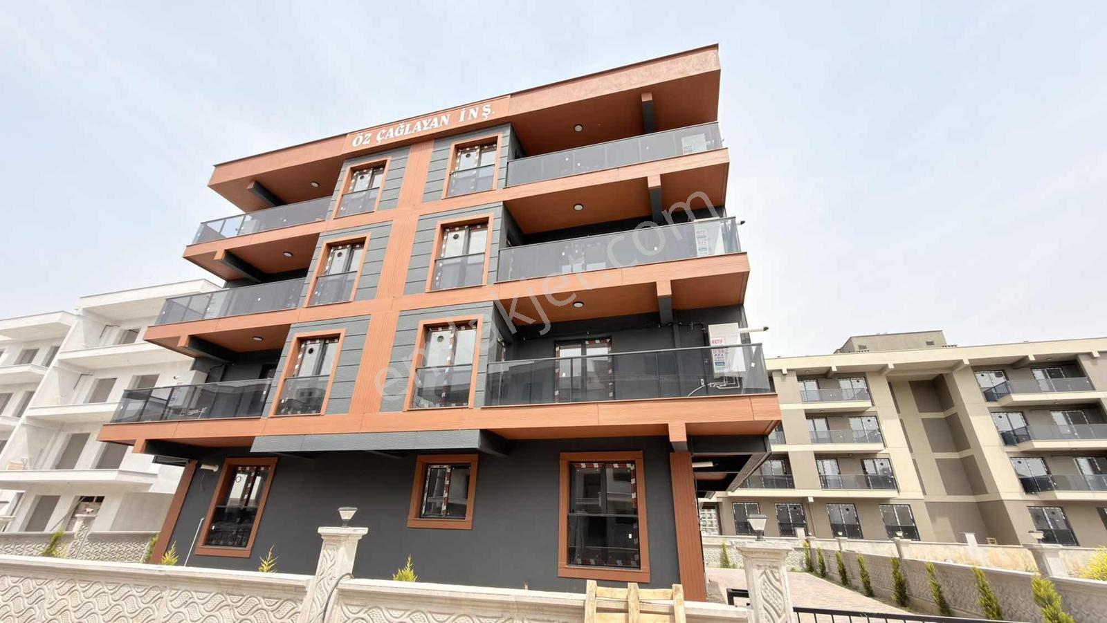 Göral Emlak'tan Muradiye Mh Sıfır Site'de 2+1 Kapalı Mutfak - Görsel 25