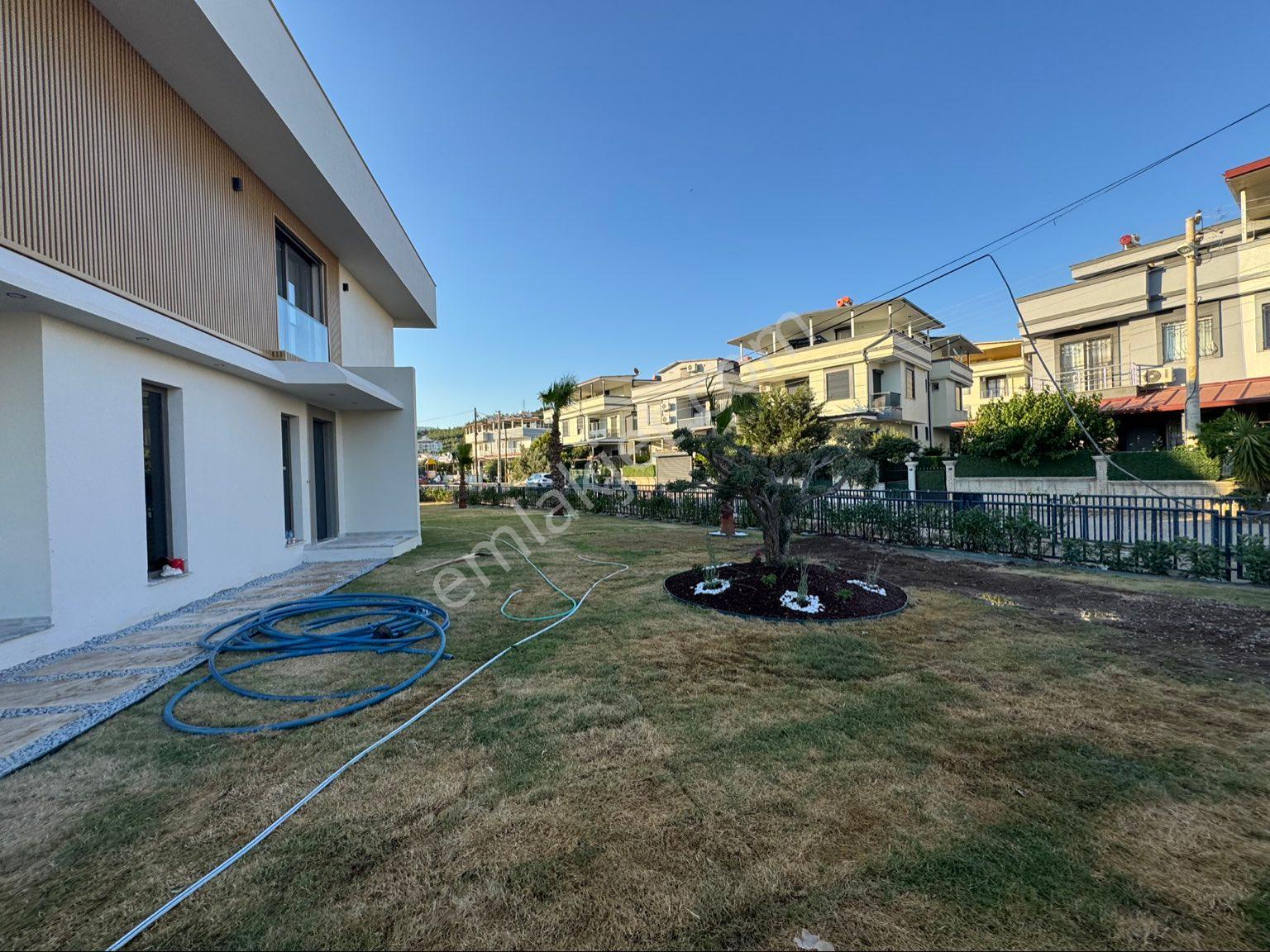 İzmir Seferihisar Ürkmez’de Satılık 3+1 Havuzlu Yazlık Villa Denize 650 Metre - Görsel 11