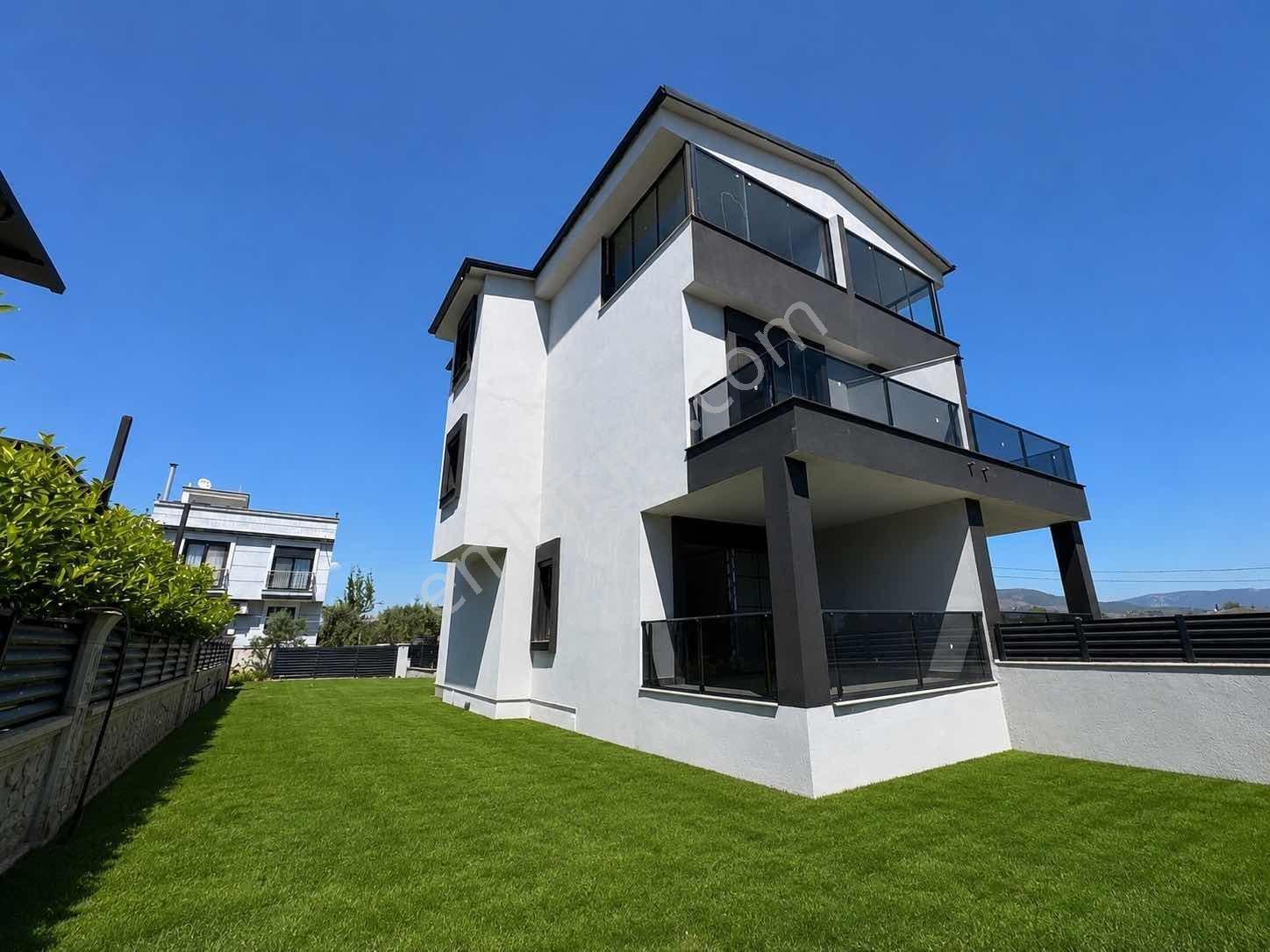 İzmir Seferihisar Doğanbeyde Satılık 3+1 Geniş Bahçeli Villa - Görsel 33