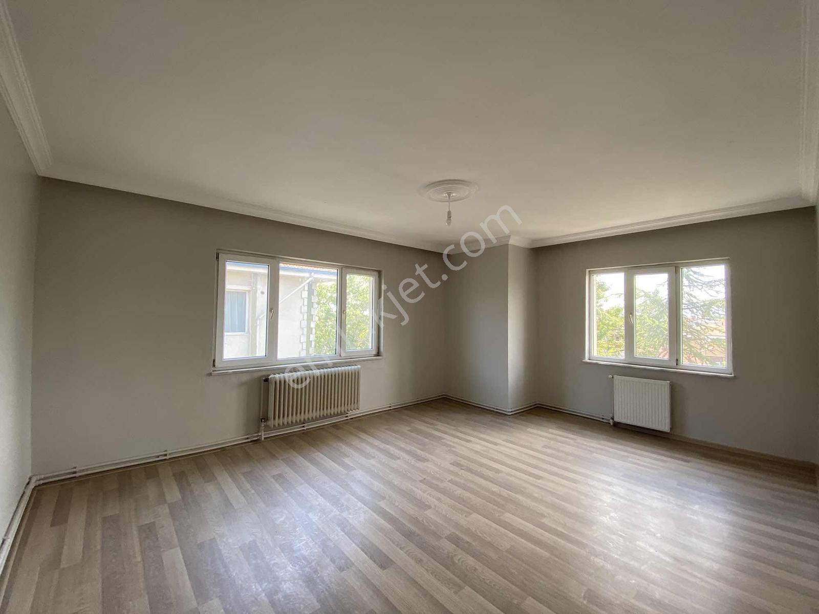 Adapazarı Yağcılar Altay Sitesinde 3+1 Kiralık Daire - Görsel 18