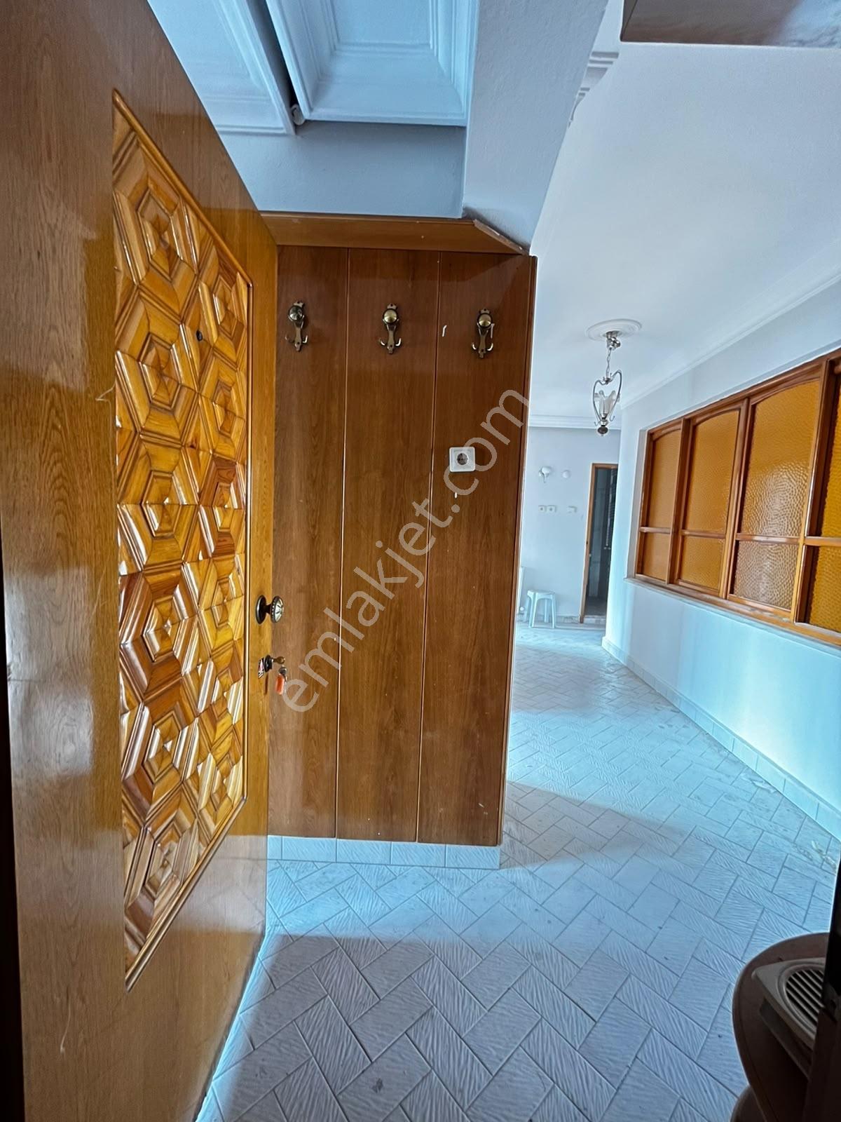 Eğitim Mah. Prof.tezok Caddesinde 3+1 Kiralık Daire Kat 2 - Görsel 3