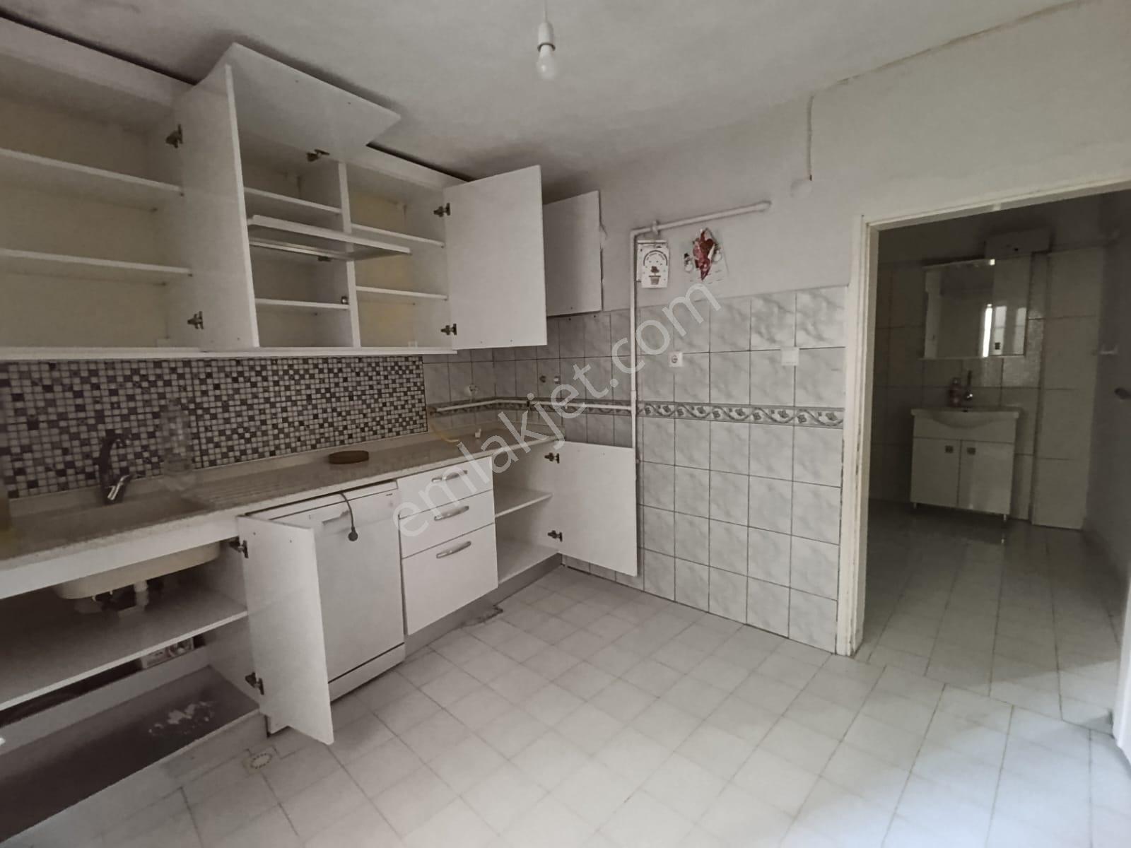 Değirmenlikızık 2+1 Dogalgaz Sobalı Kiralık Daire Yuksek Giriş ! - Görsel 8