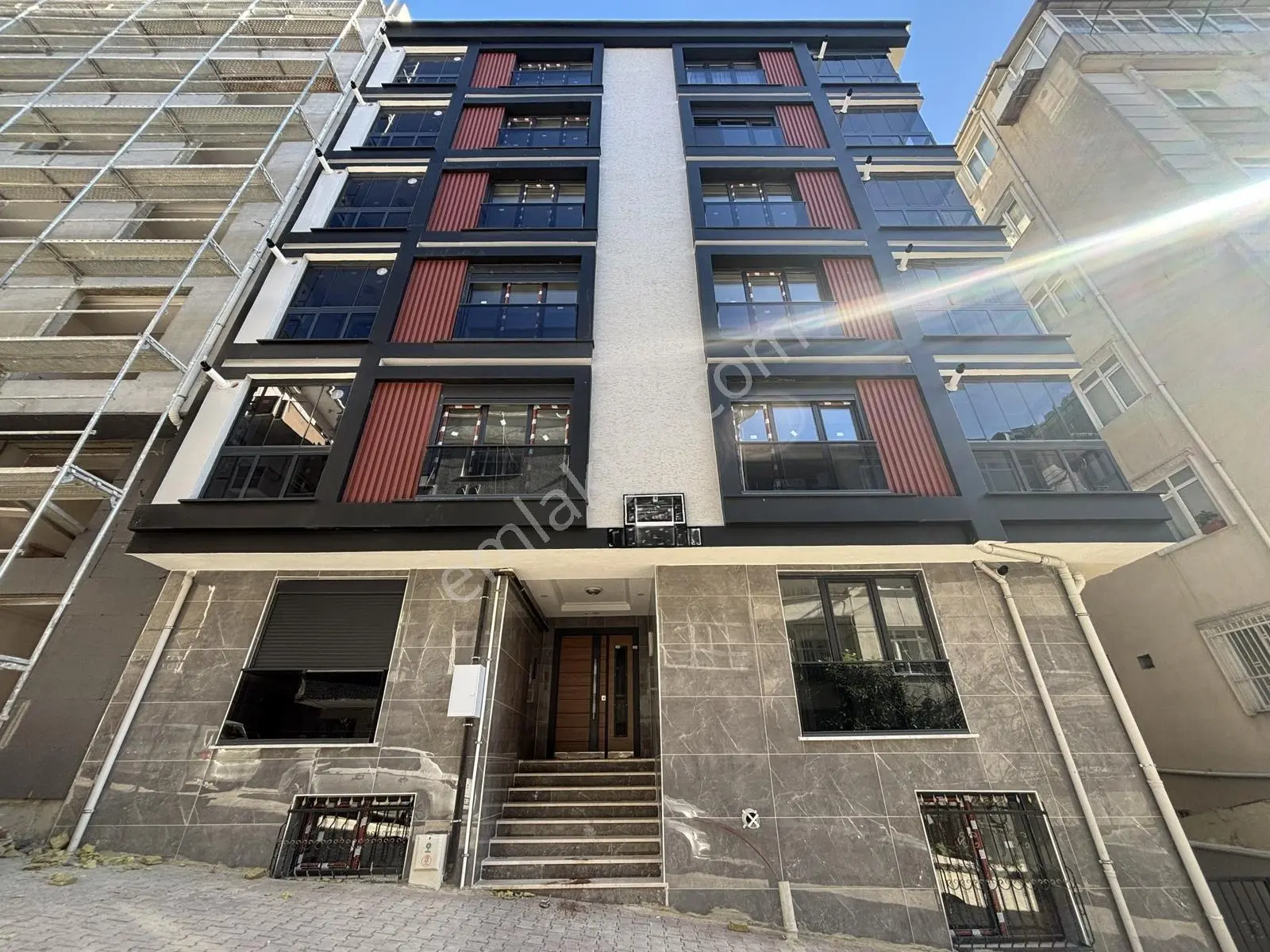 Next House'dan Satılık 3+1 120m² Sıfır Aydınlık Bahçe Katı