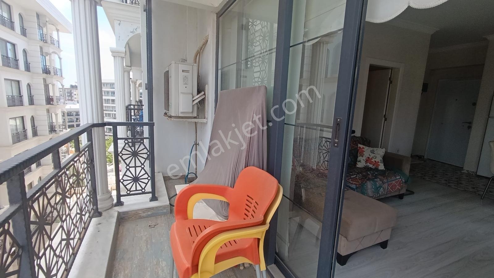 İzmir Balatçık Tonkul Life Sitesinde Eşyalı Kiralık 1+1 - Görsel 19