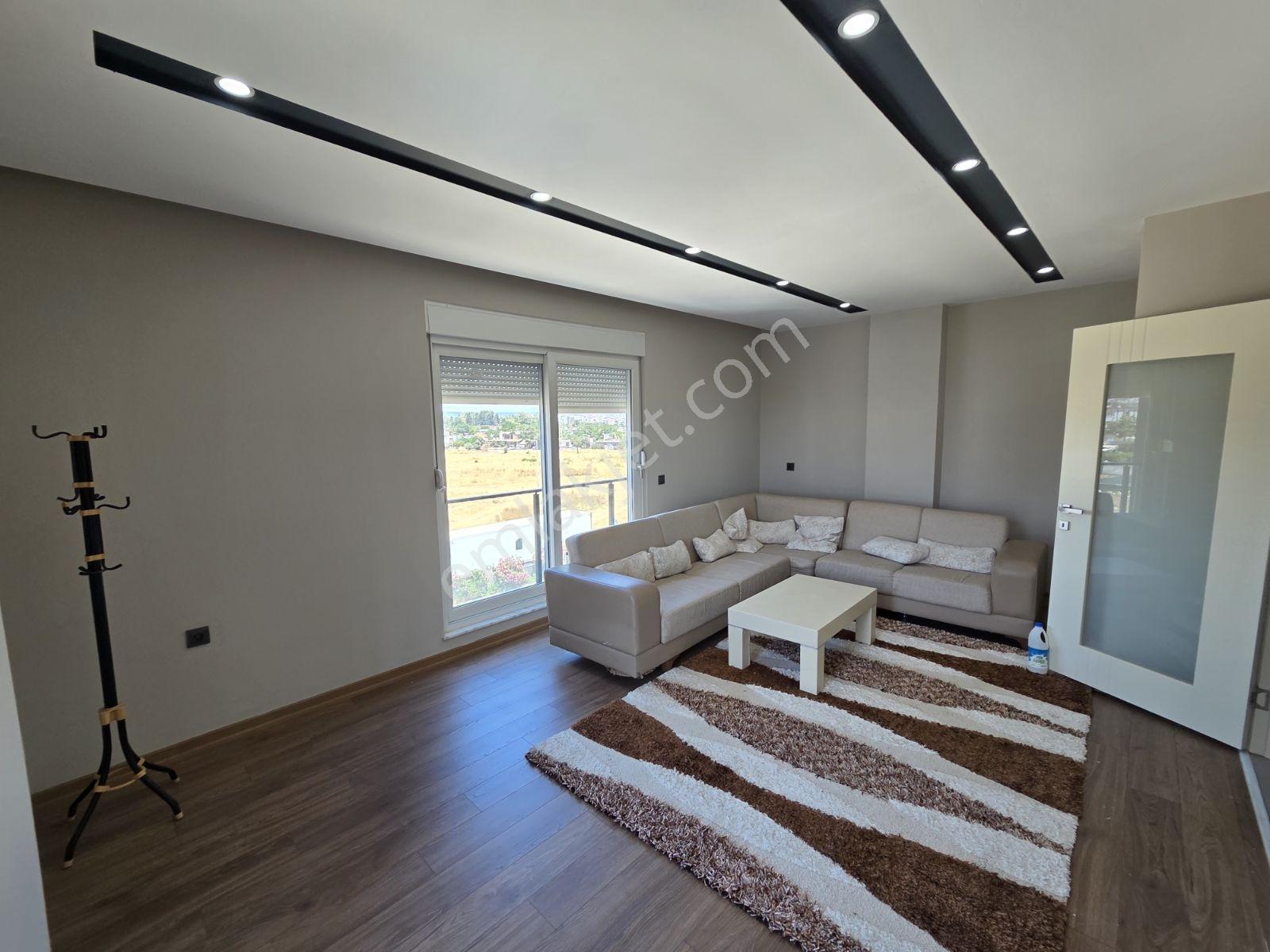 Havuz Manzaralı | Güvenlikli Sitede 2+1 Geniş Daire - Görsel 22