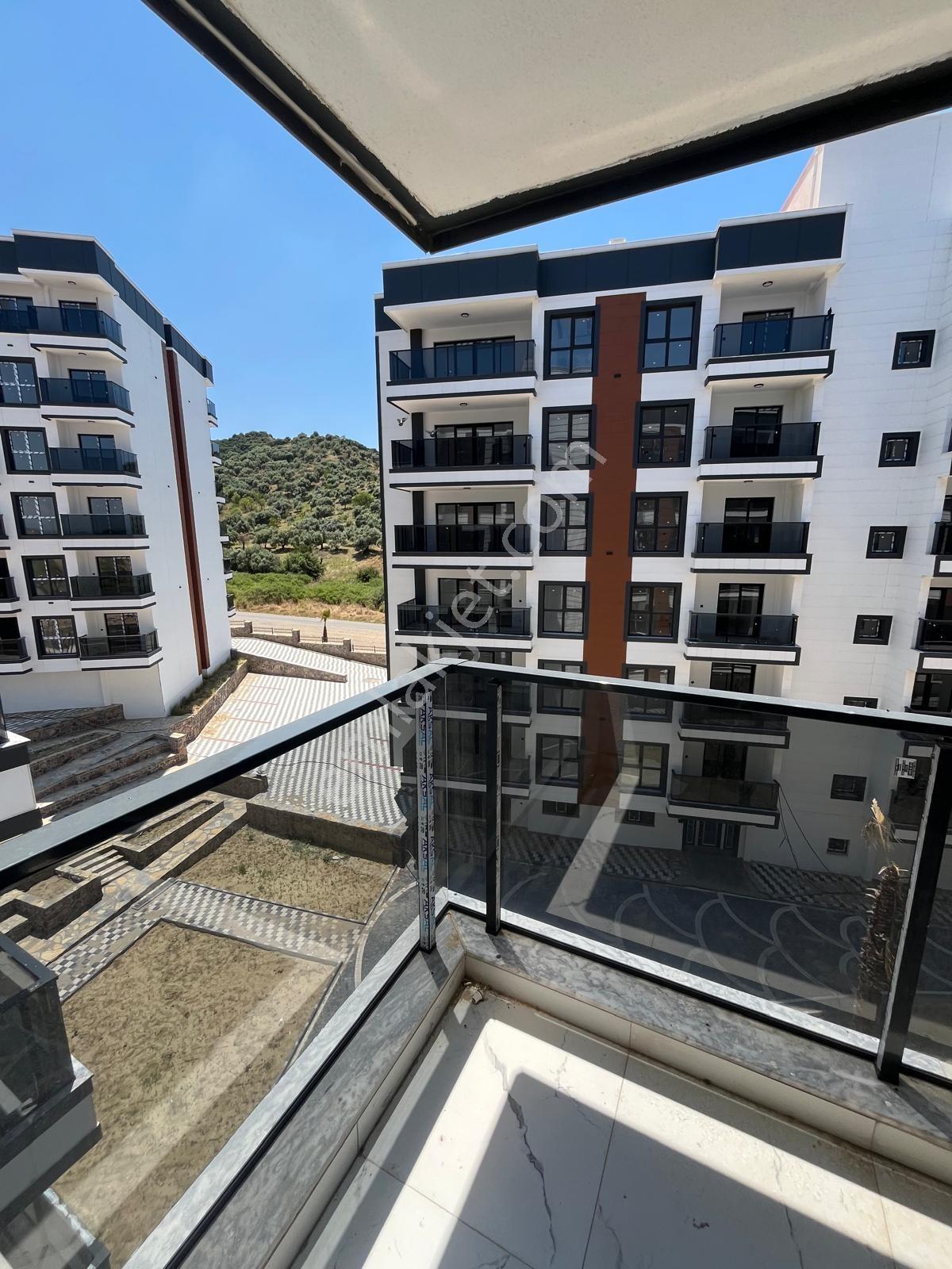 Pavilion Garden Sitesinde 2+1 Kapalı Mutfak Daire - Görsel 6