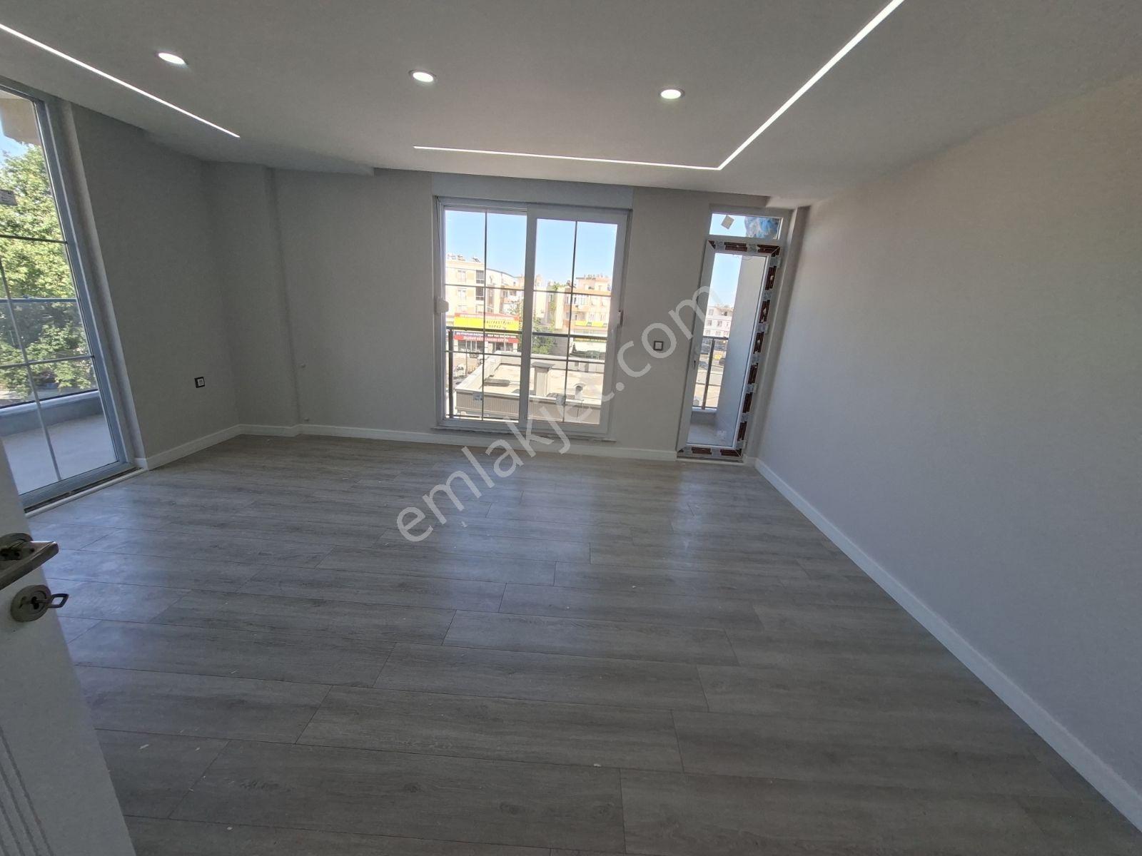 Kiralık Kepez Devlete Yakın Sıfır Asansörlü 2+1 90m2 3 Kat - Görsel 2