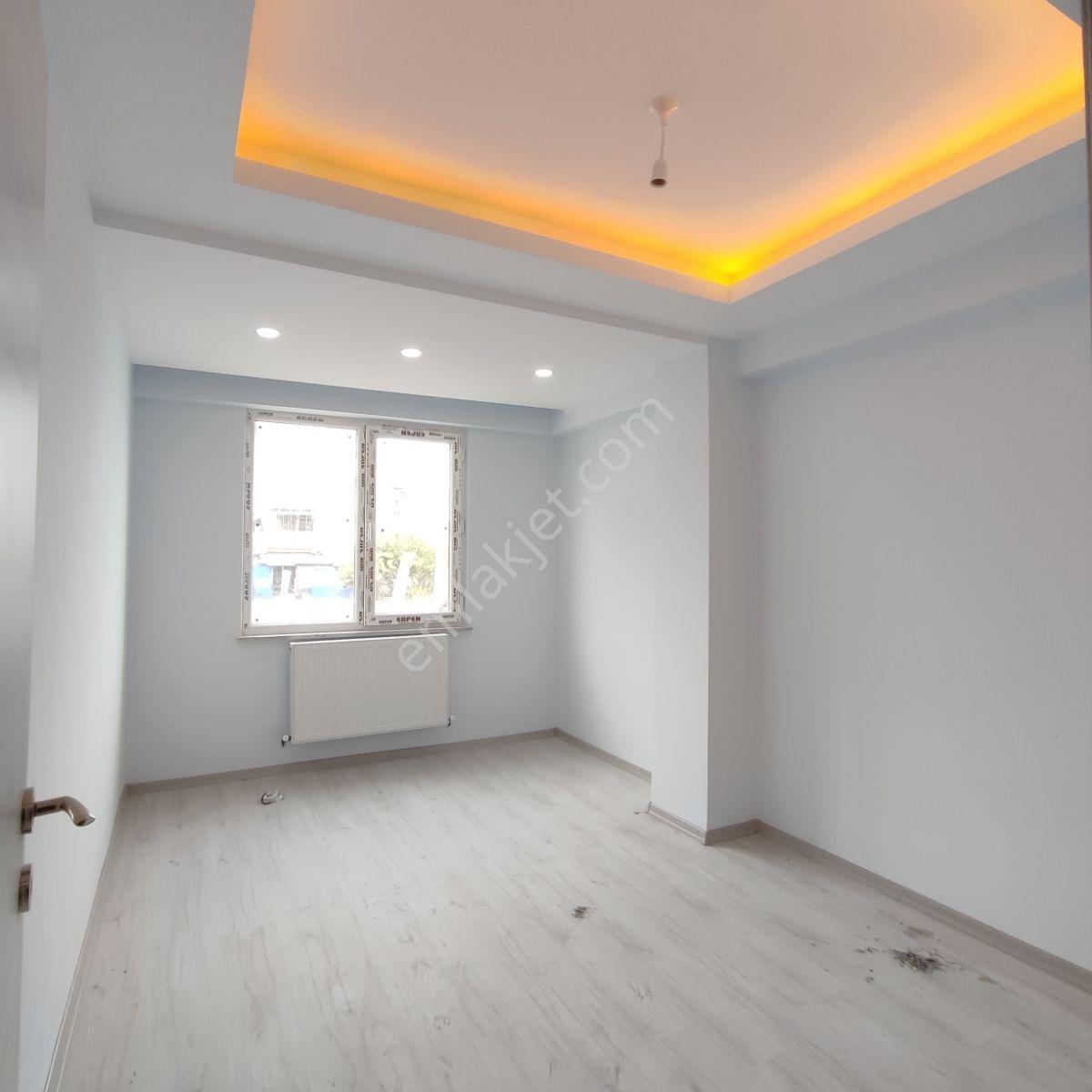 Çobançeşme'de 3 Yıllık Ön Cephe Bulvar Dibi Kiralık 2+1 Daire - Görsel 6