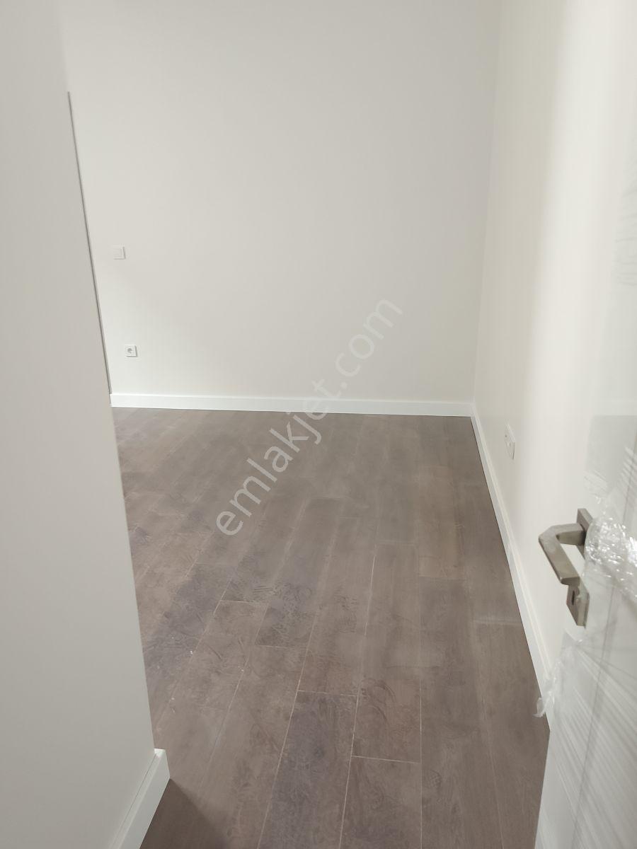 Erenköy'de 115 Metrekare Kombili 85.000 - Görsel 18