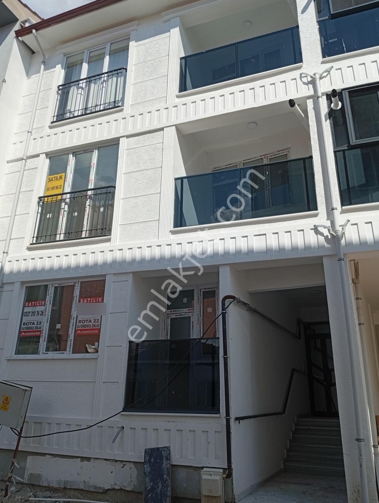 Edirne Merkez Meydan Mah'nde, Otoparklı Ve Sıfır 2+1 Daire! - Görsel 11