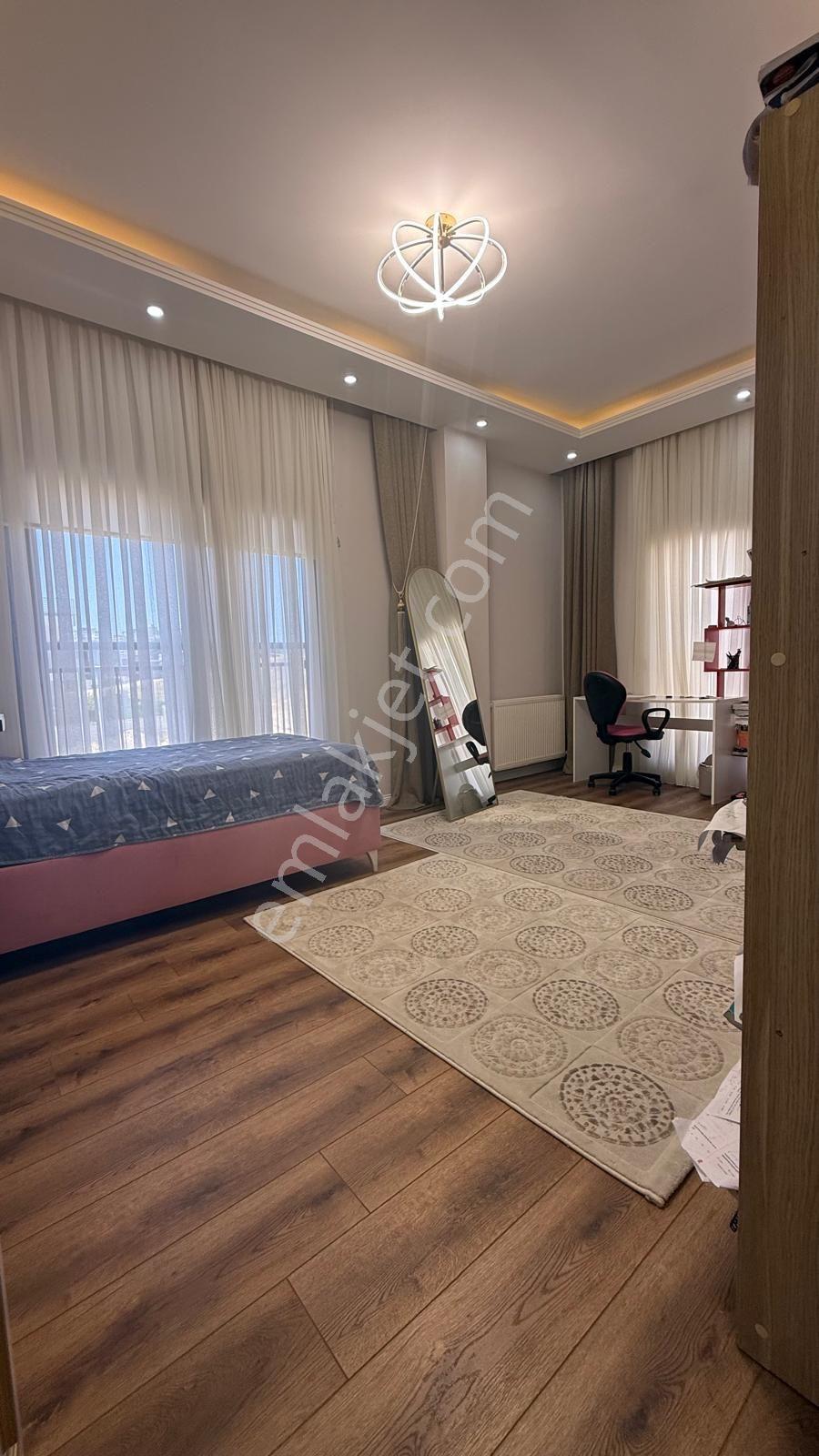 Adana Sarıçam Çarkıparede 6+1 Villamız Satılıktır - Görsel 19