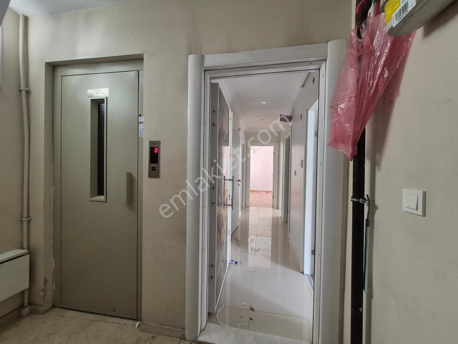 Bahçelievler Yenibosna'da Merkezi Konumda Kiralık 2+1 Daire - Görsel 16