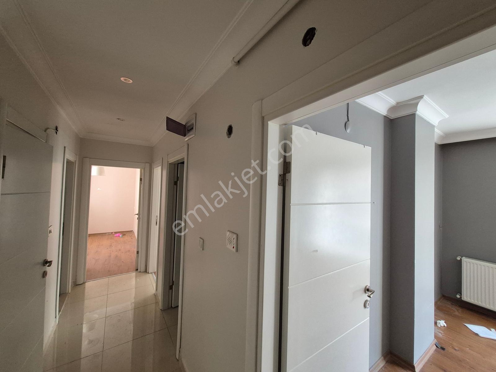 Bahçelievler Yenibosna'da Merkezi Konumda Kiralık 2+1 Daire - Görsel 17