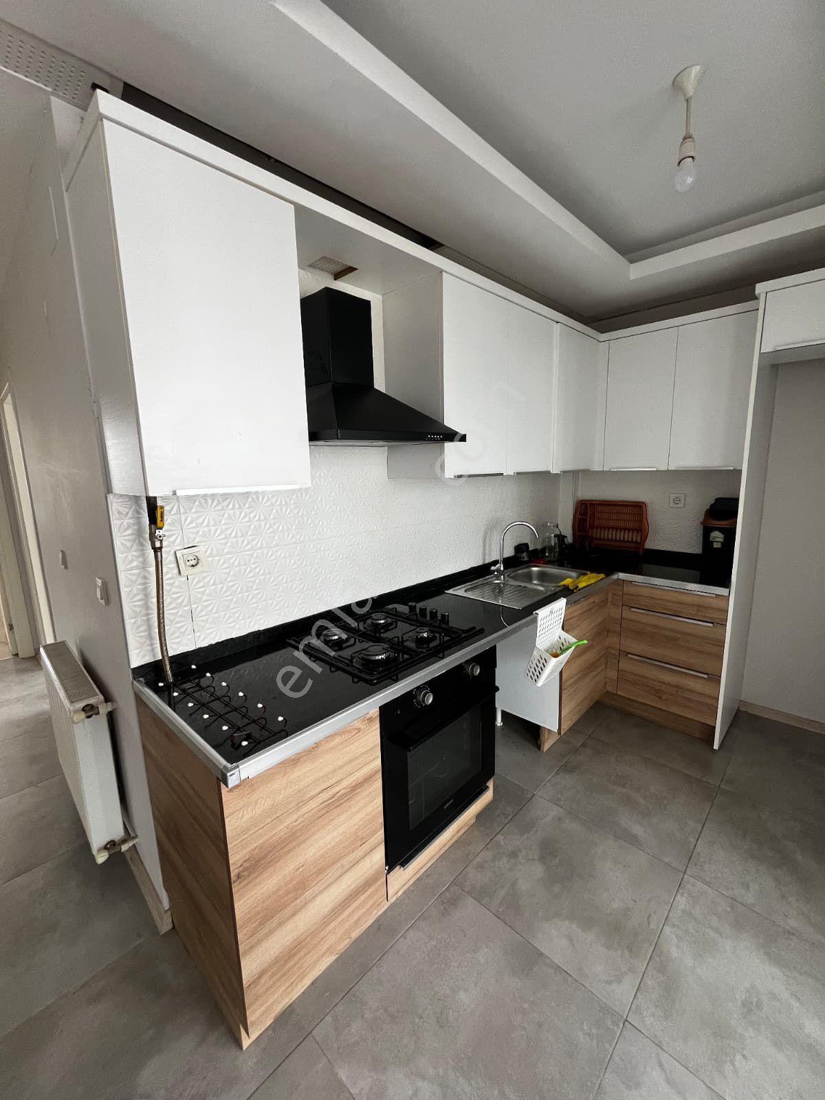 Çarkıpare Mahallesinde 2+1 Geniş Kombili Kiralık Daire - Görsel 3