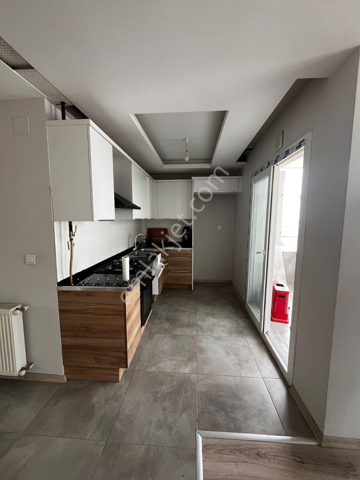 Çarkıpare Mahallesinde 2+1 Geniş Kombili Kiralık Daire - Görsel 5