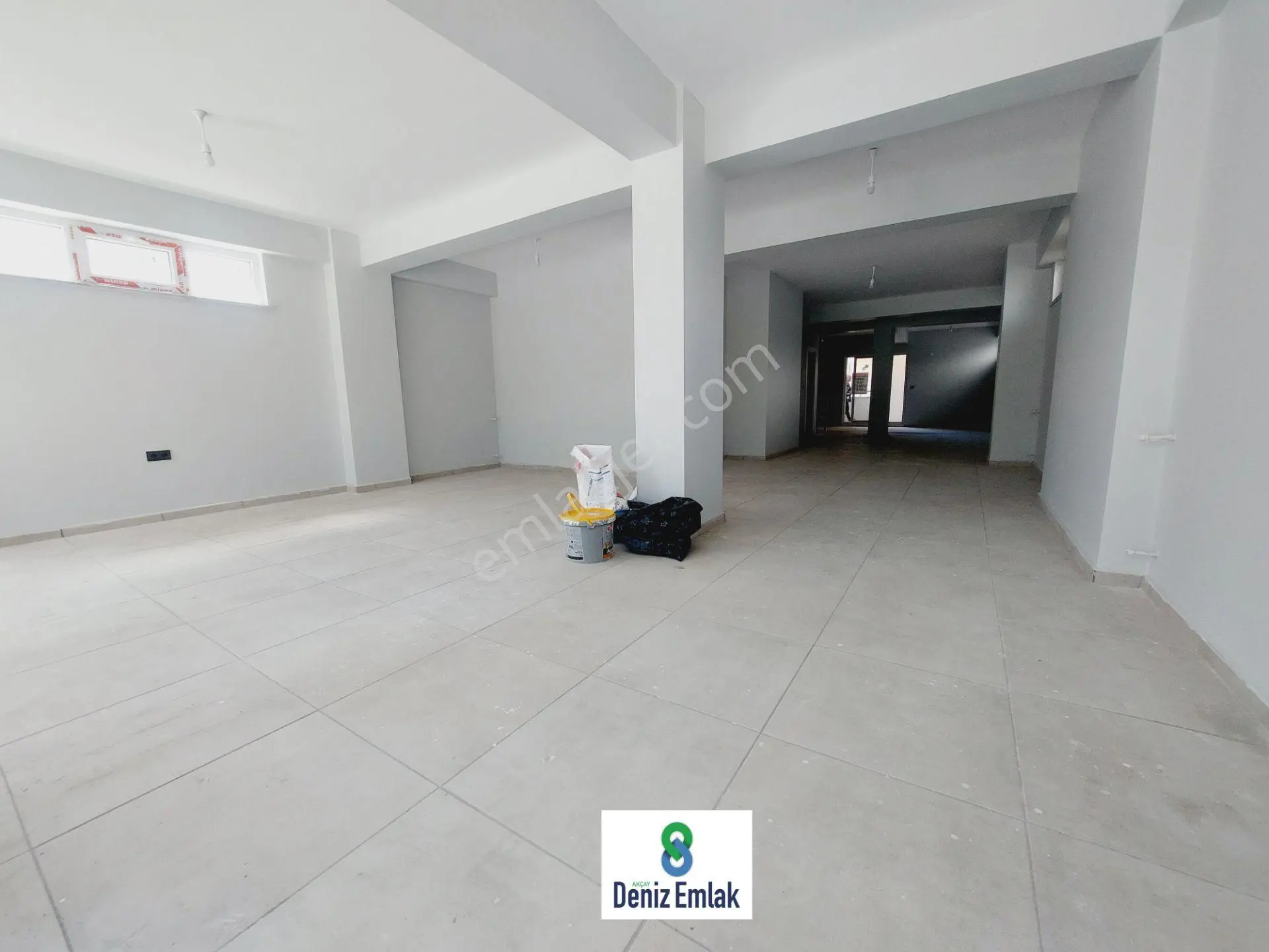Deniz Den Edremit Zeytinli'de Kiralık 250 M² Sıfır Bahçe Katı Dükkan - Görsel 4