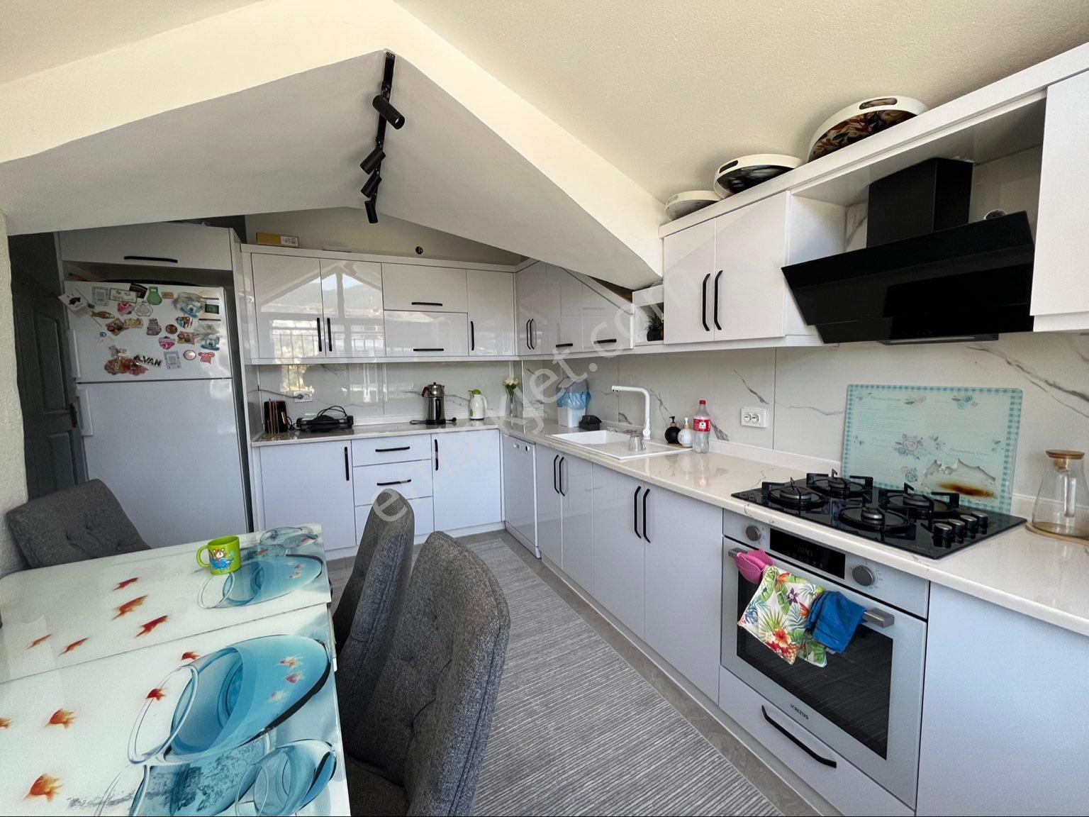 Kalabalık Aileler İçin Kelepir Fiyata Eşyalı Dublex 5+1 Daire - Görsel 18