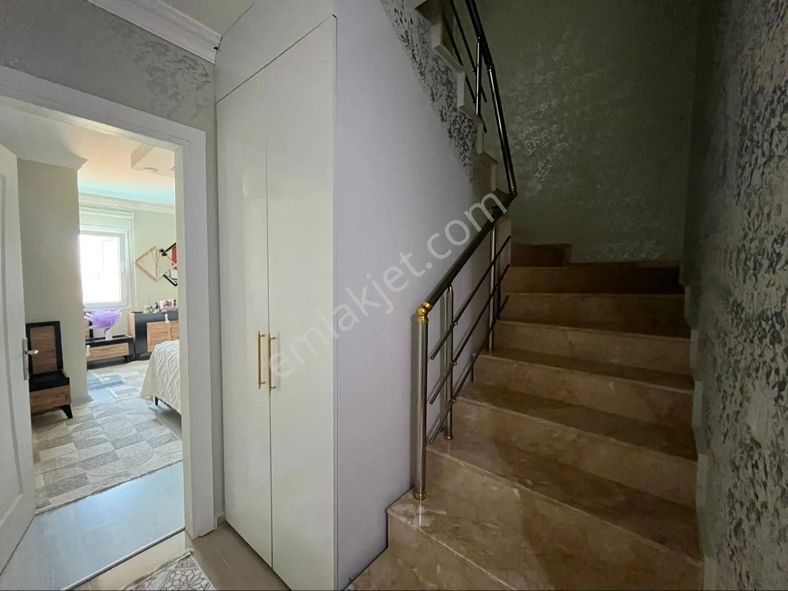 Kalabalık Aileler İçin Kelepir Fiyata Eşyalı Dublex 5+1 Daire - Görsel 15