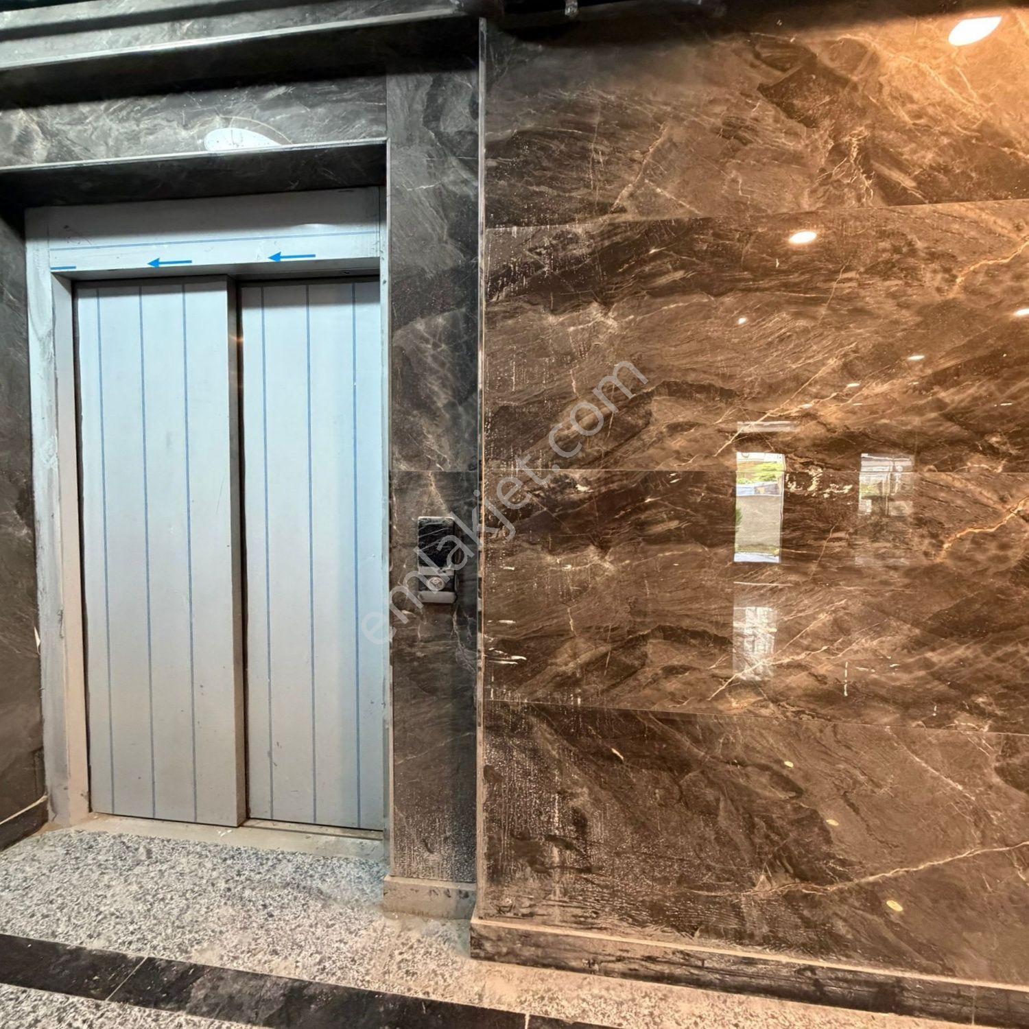 Beylikdüzü Kavaklı'da Merkezi Konumda Satılık Geniş 3+1 Daire - Görsel 28