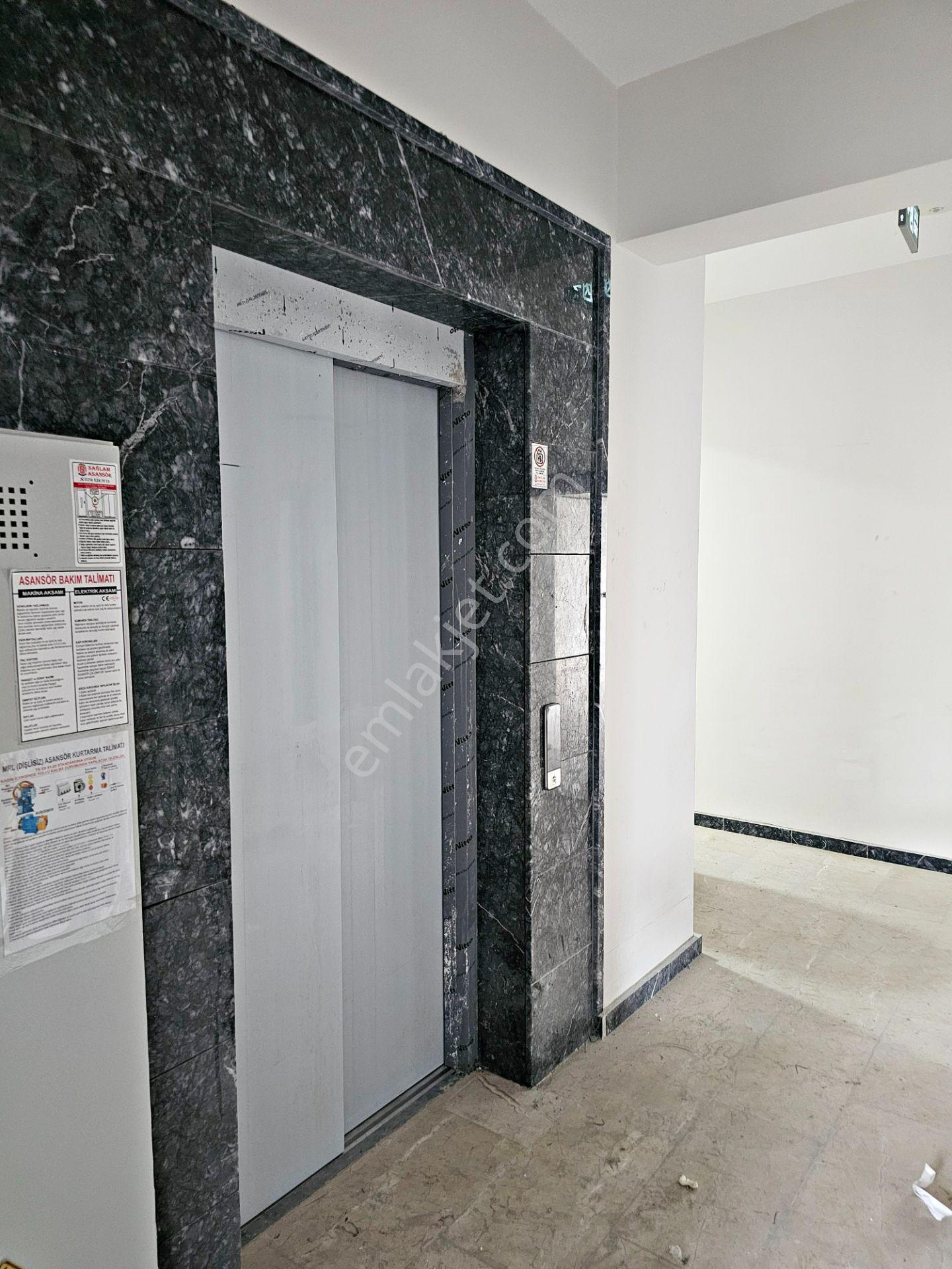 Başiskele Karşıyaka Mh'de Satılık 1+1 Eşyalı/eşyasız Daire/ofis - Görsel 18
