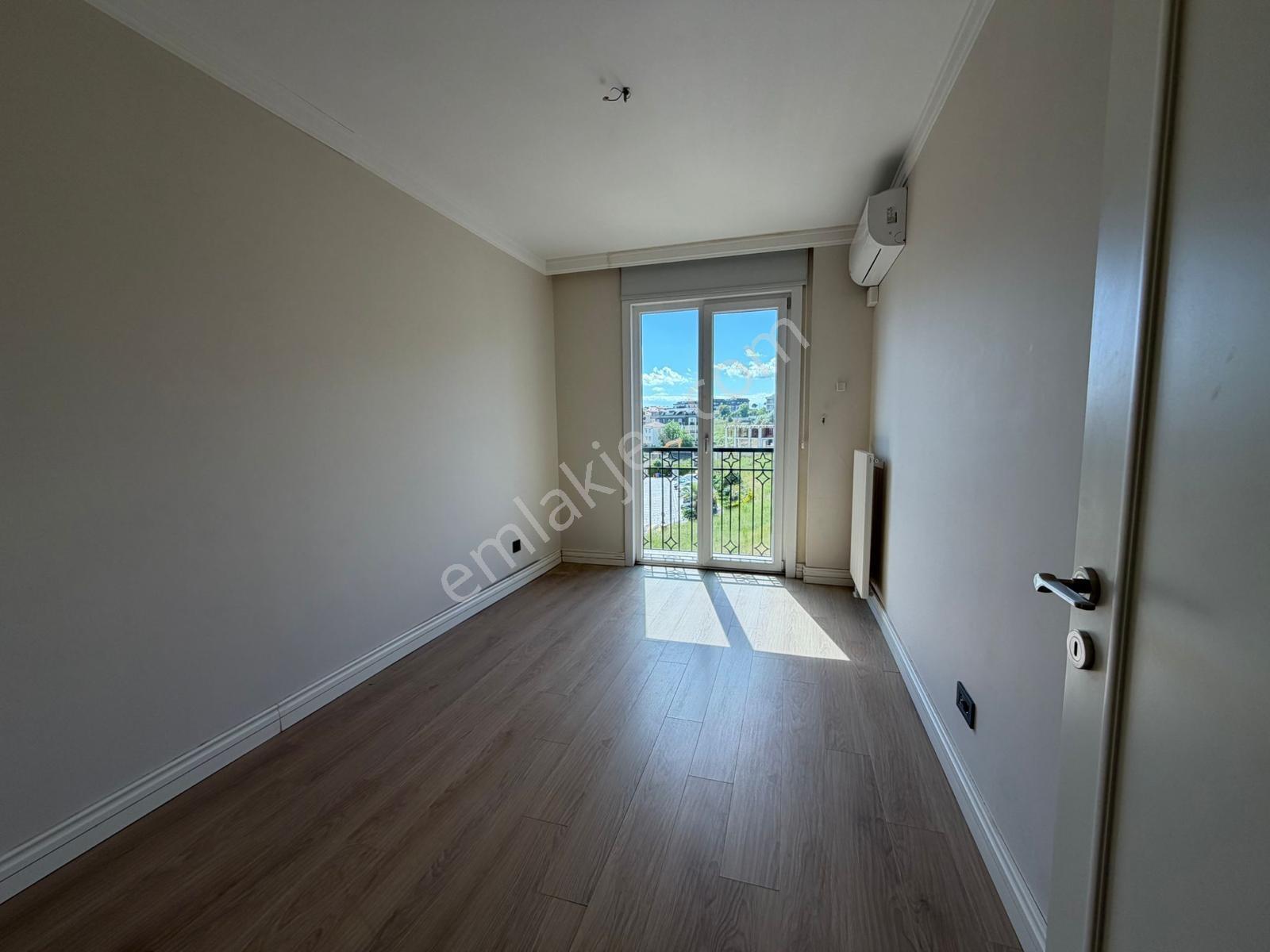 Deniz İstanbul'da Deniz Manzaralı Geniş 3+1 Kiralık Daire - Görsel 10