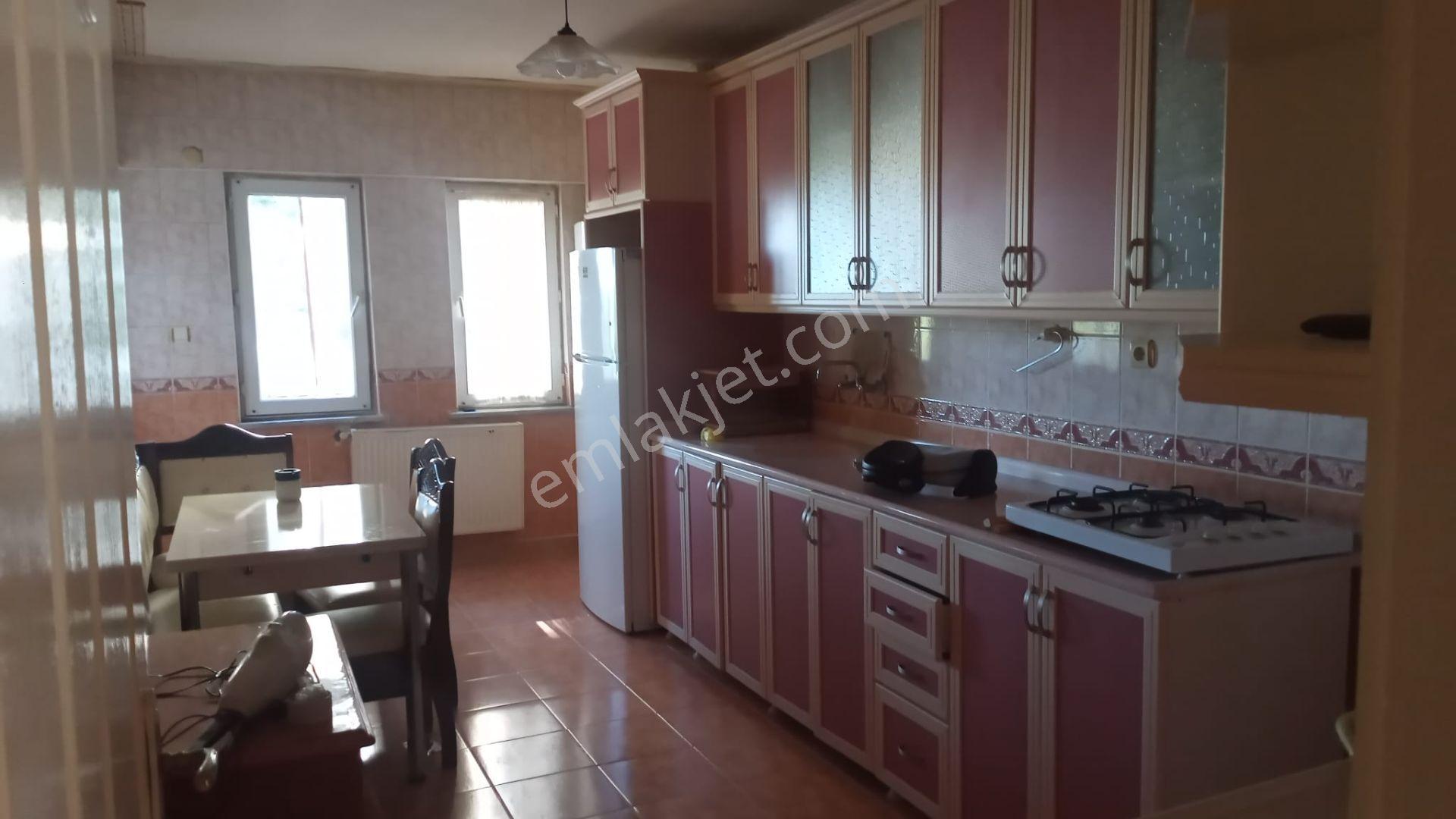 Damla Emlaktan Seyrantepe Mah.kiralık Eşyalı 3+1 Daire - Görsel 9