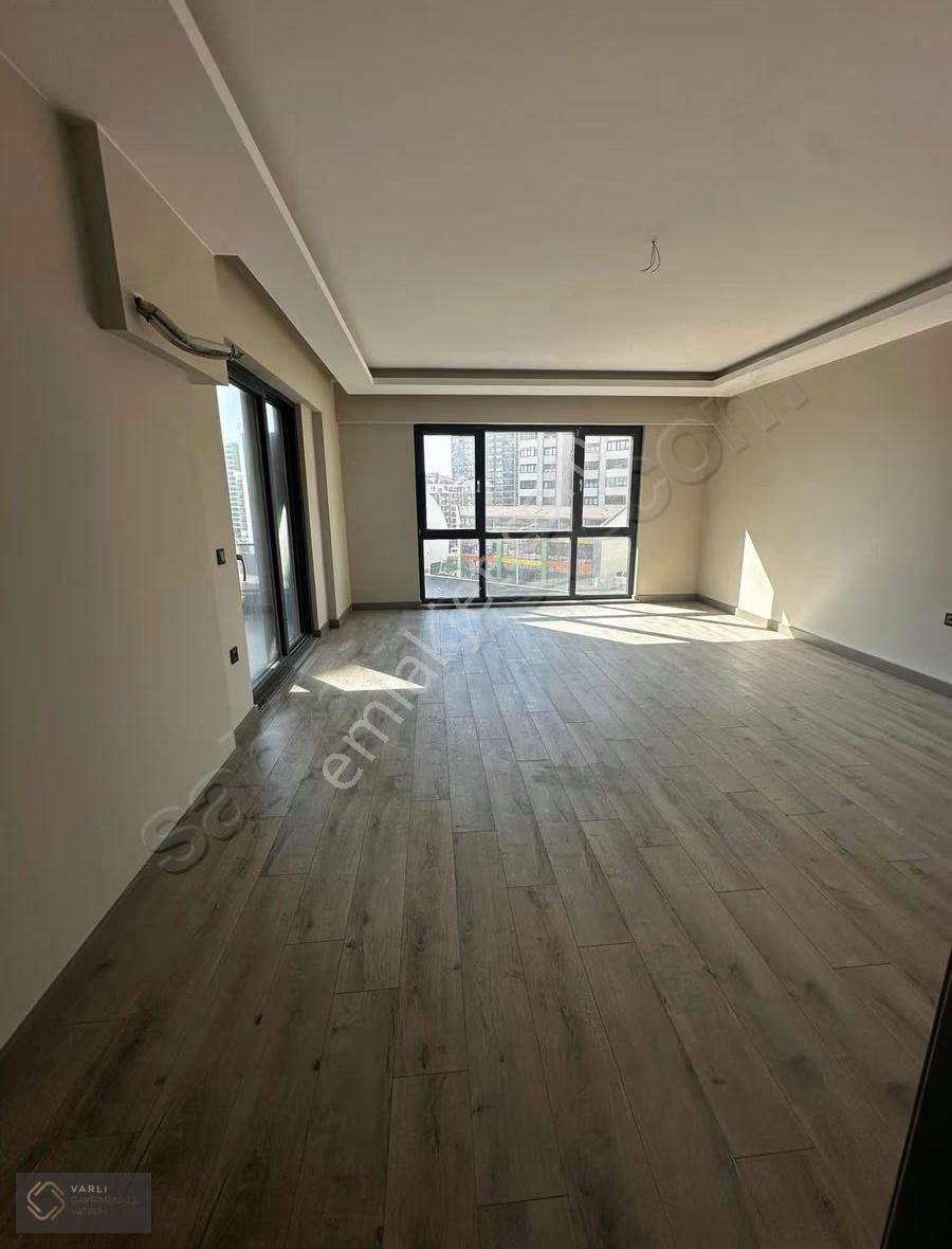 Paradıse Palacede Satılık Lüks 3+1 Daıre - Görsel 26