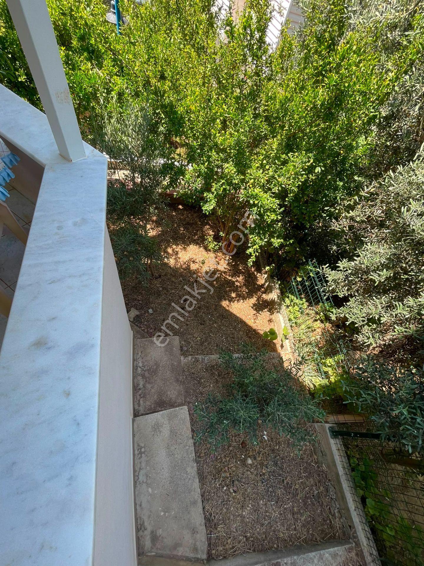 Mavi Boğaziçi Sitesi'nde Deniz Manzaralı 4+1 Tam Müstakil Villa - Görsel 33