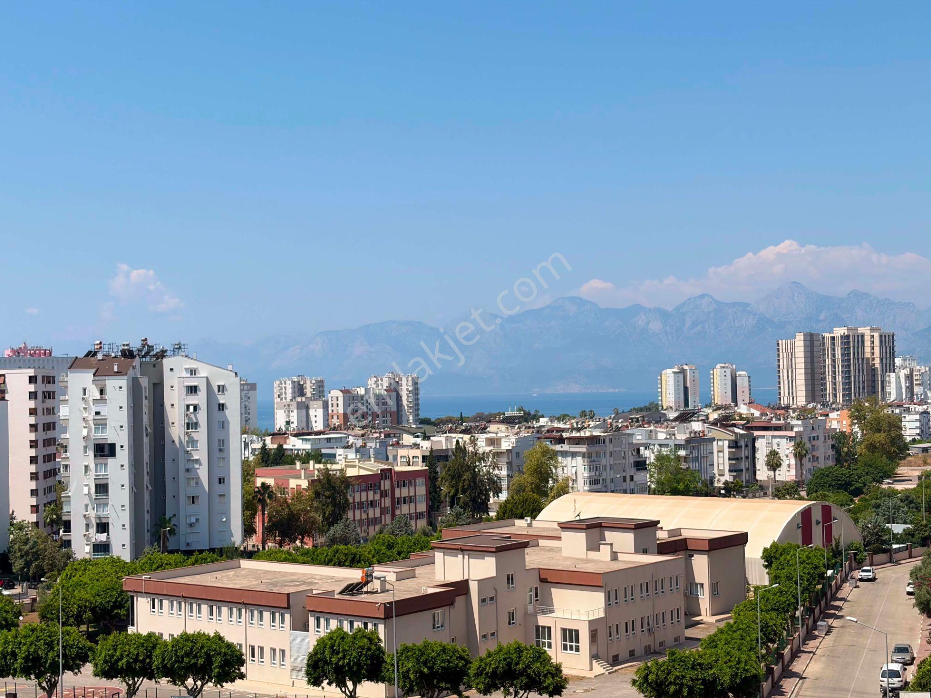 Şafak Emlak Kiralık Şirinyalı Havuzlu Site 3+1 165 M2 Doğalgazlı