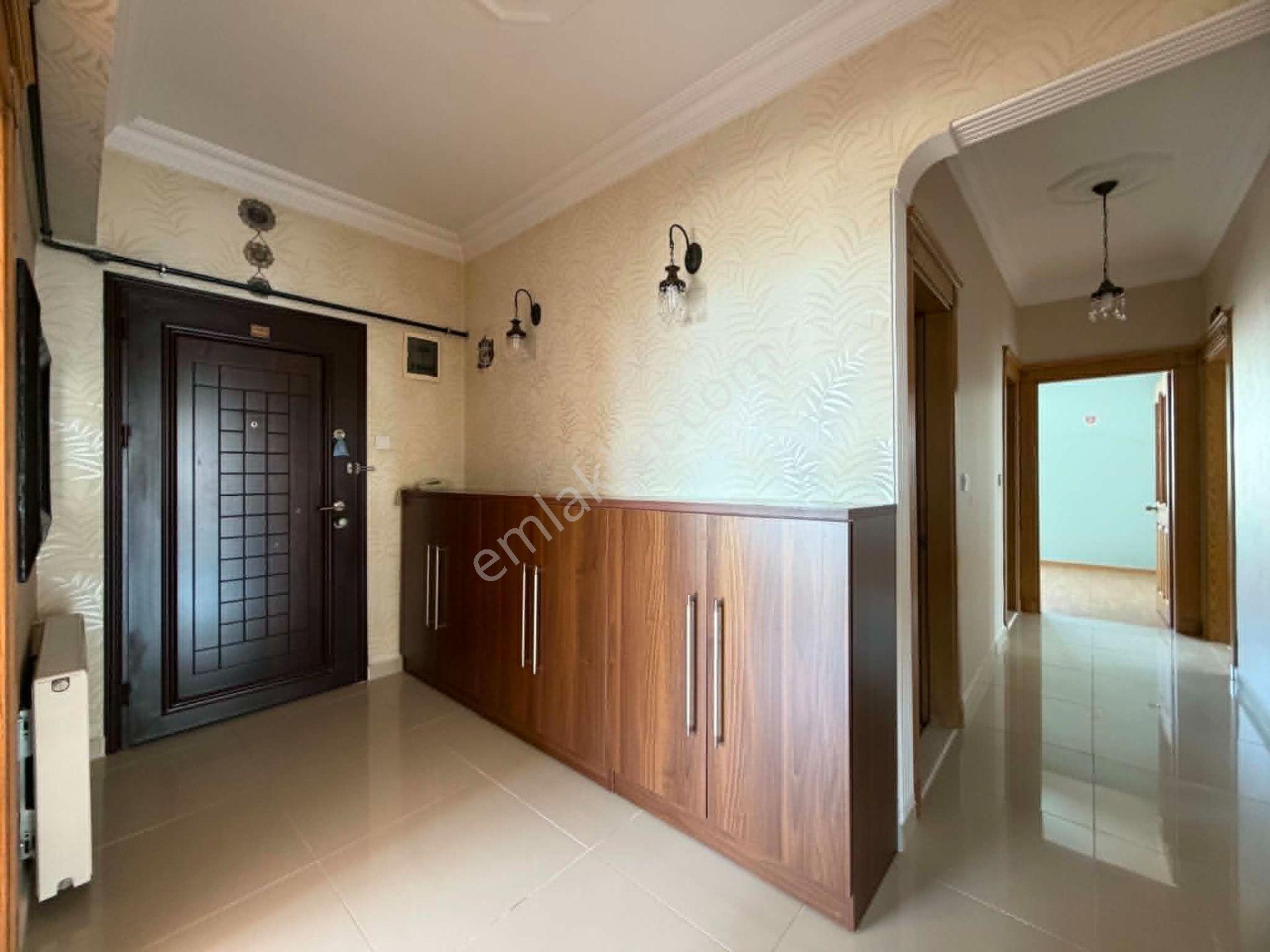 Şafak Emlak Kiralık Şirinyalı Havuzlu Site 3+1 165 M2 Doğalgazlı - Görsel 19