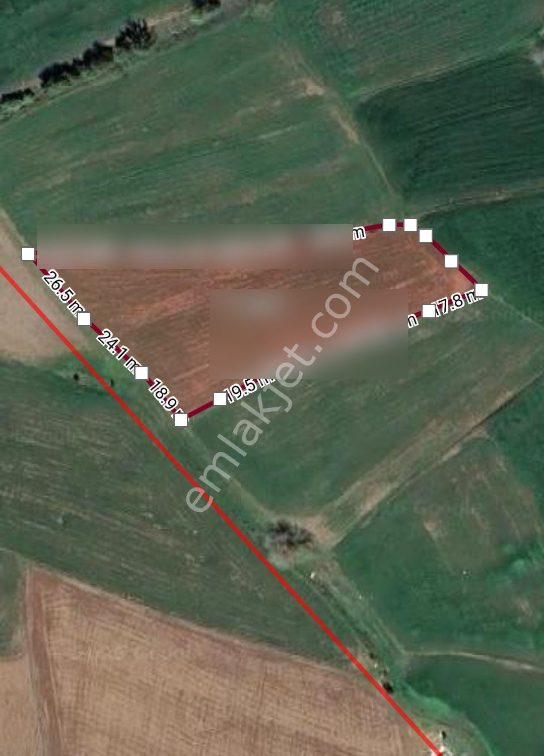 Emlakçı Yusufdan Korucu Köyünde Satlık Baraj Manzaralı Tarla - Görsel 8