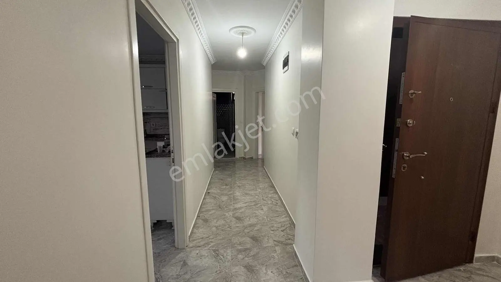 Çayırova Yeni Mahalle' De Uygun Fiyatlı Satılık Lüx 3+1 Daire - Görsel 3