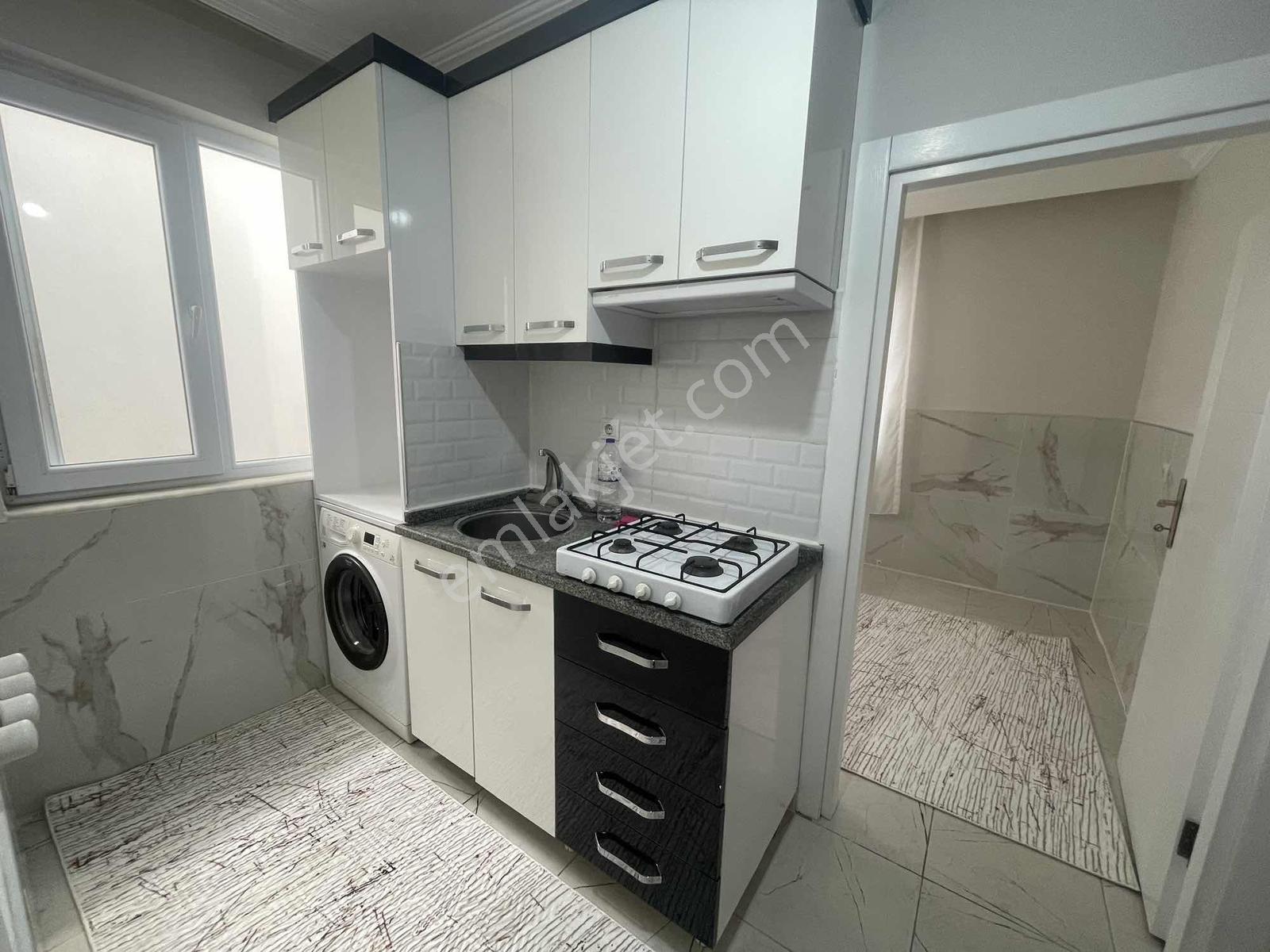 Caddeye Tramvaya Yakın Sıfır Eşyalı Aydınlık Ferah 1+1 Kiralık - Görsel 14