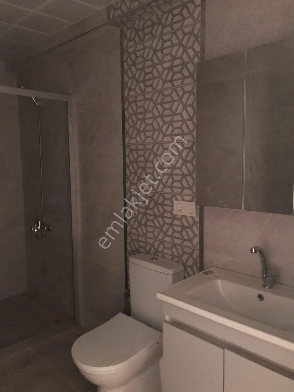 Sıfır Daire Öz Elit Emlak'tan Muradiyede Kiralık 2+1 Cadde Üzerinde - Görsel 20
