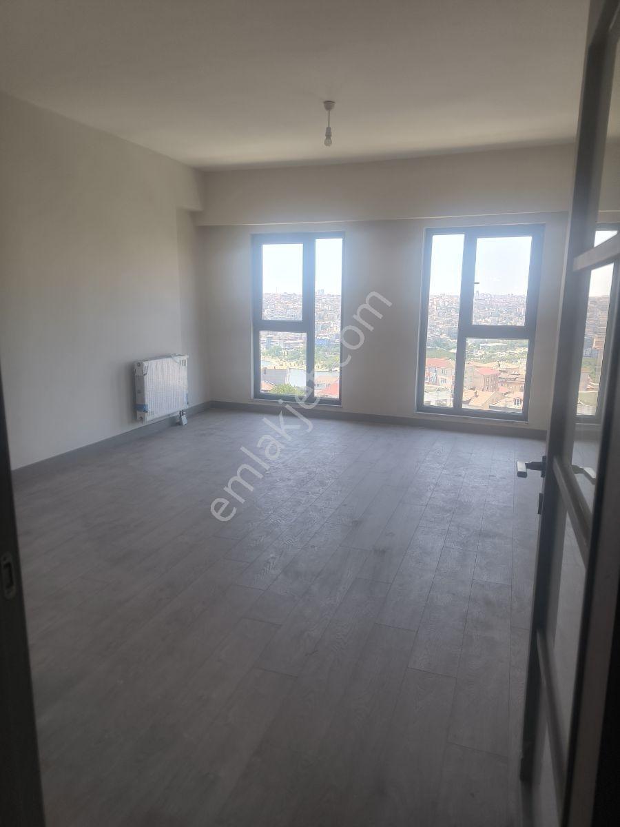 E5 Üzeri Beyoğlu 3+1 Kiralık Emlak Konut Sıfir Daire - Görsel 8