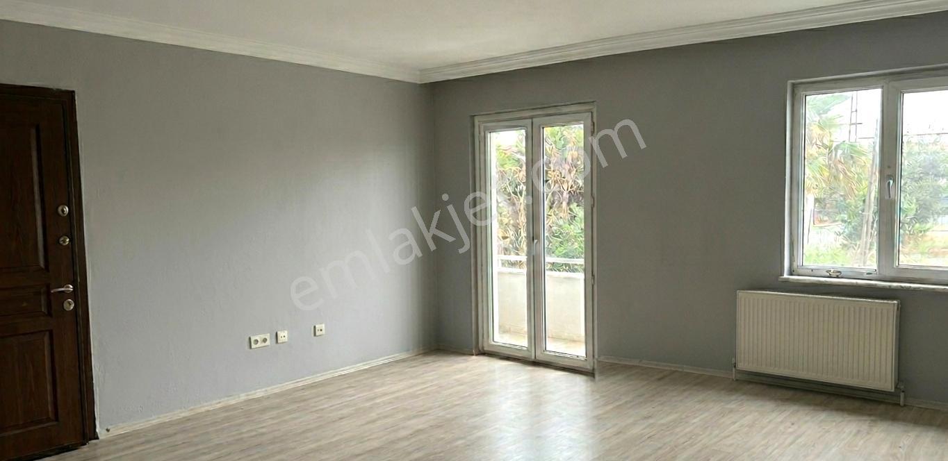 Hasan Basri Çantay'da Hava Üssüne Yakın 3+1 Kiralık Geniş Daire - Görsel 22