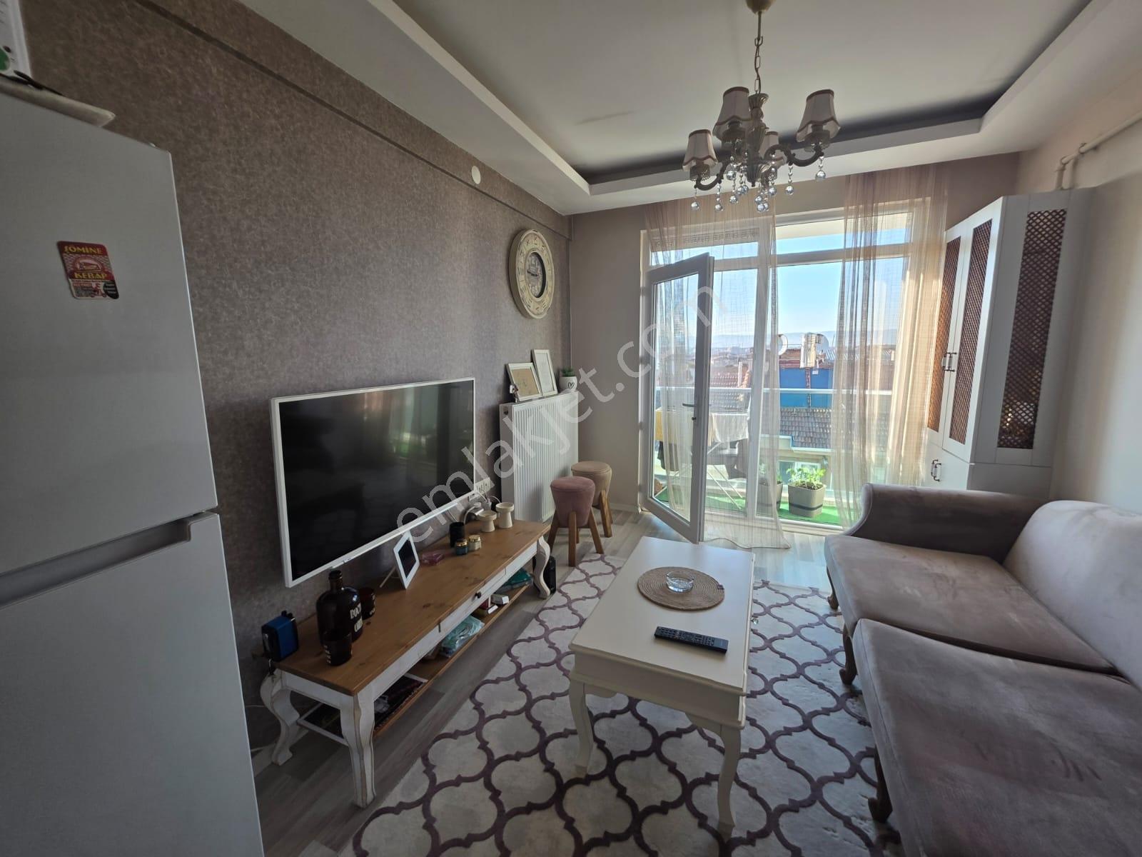 Göztepe'de Tam Eşyalı-lüks Satılık 1+1 Manzaralı Apart - Görsel 6