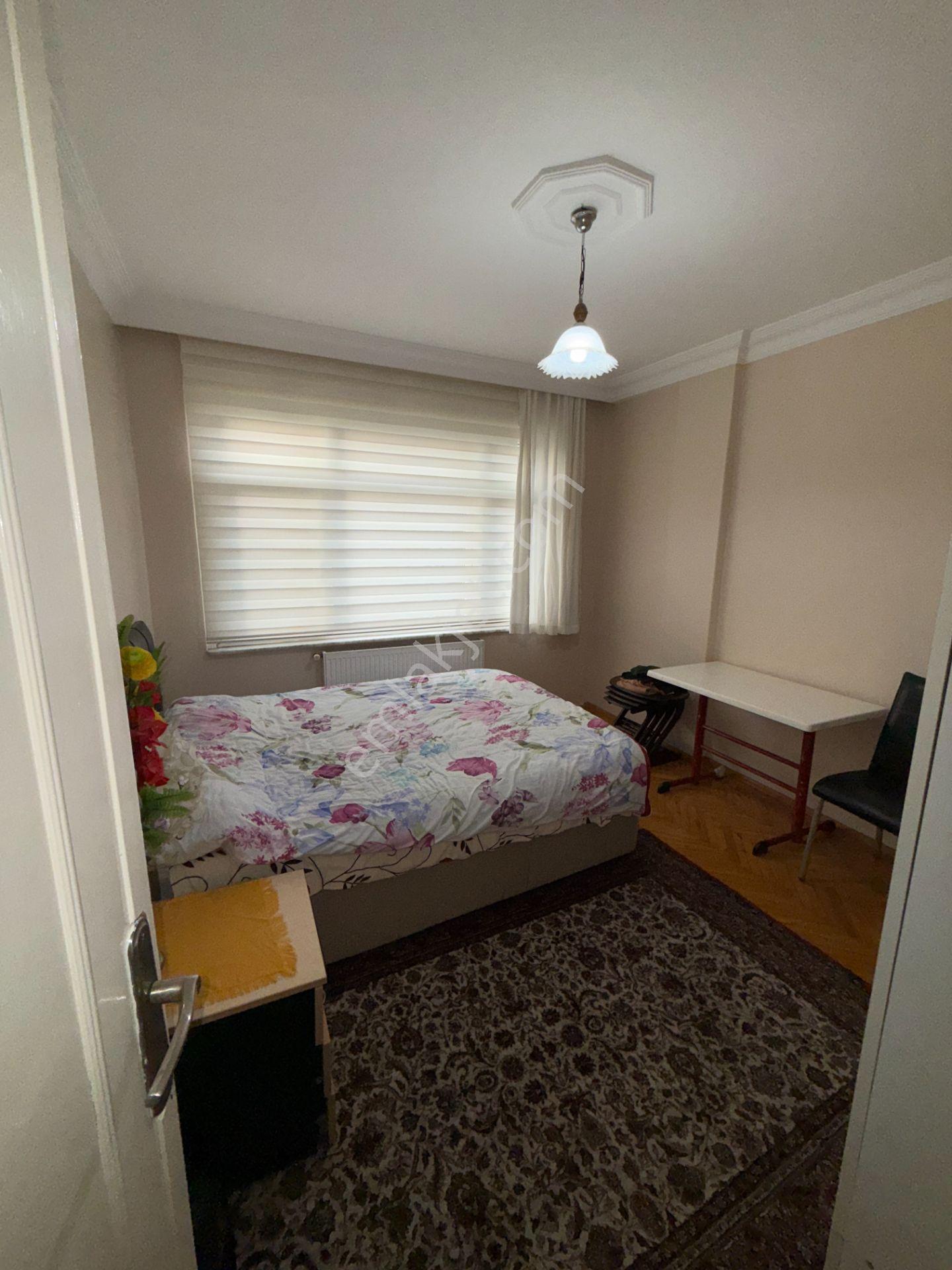 Efka Gayrimenkulden Yenibosnada Kiralık 130 M2 3+1 Eşyalı Daire - Görsel 8
