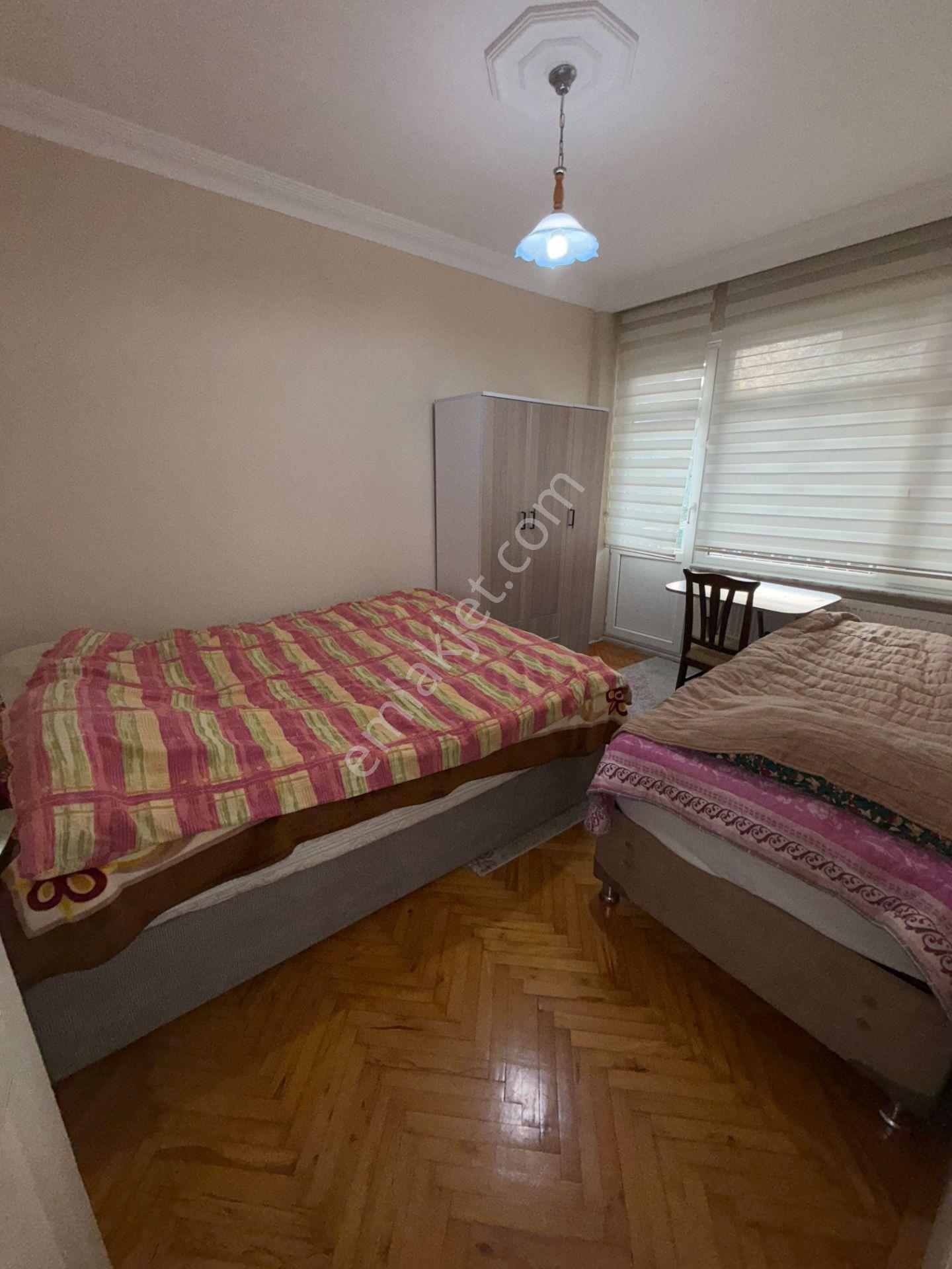 Efka Gayrimenkulden Yenibosnada Kiralık 130 M2 3+1 Eşyalı Daire - Görsel 12
