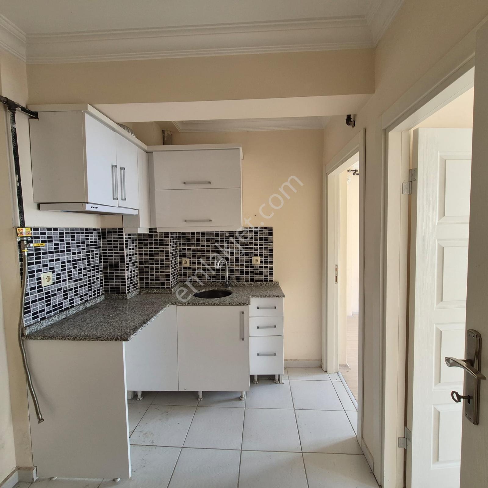 Rw Nest'ten Yaylapınar Cd. Yakını Bakımlı 1+1 Satılık Daire - Görsel 4