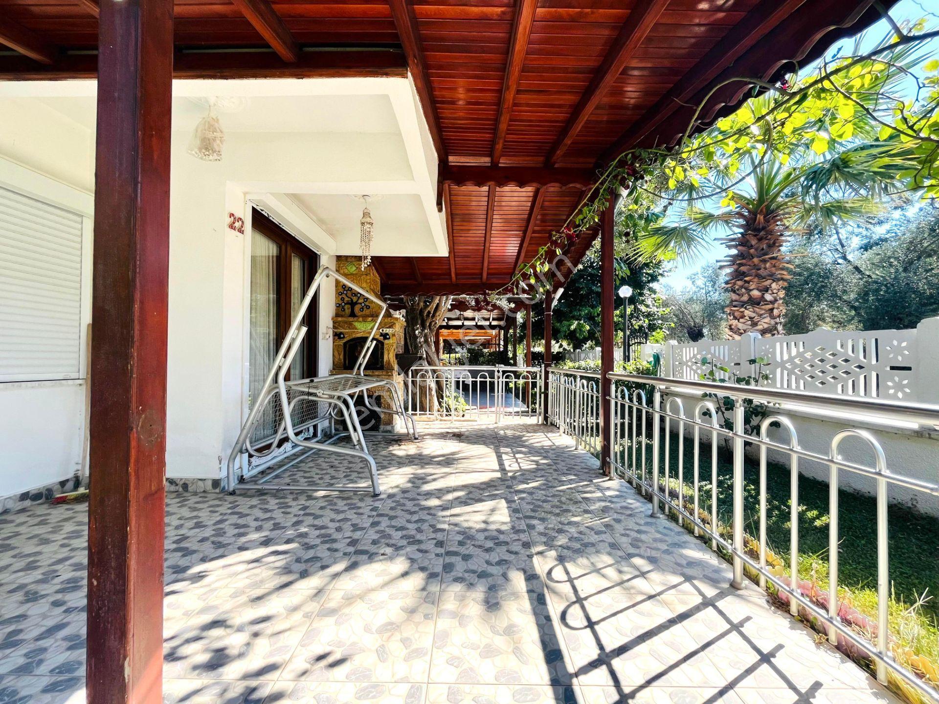 Saklı Cennet!yükselden Gürede Havuzlu Geniş Bahçe 3+1 Köşe Villa - Görsel 3