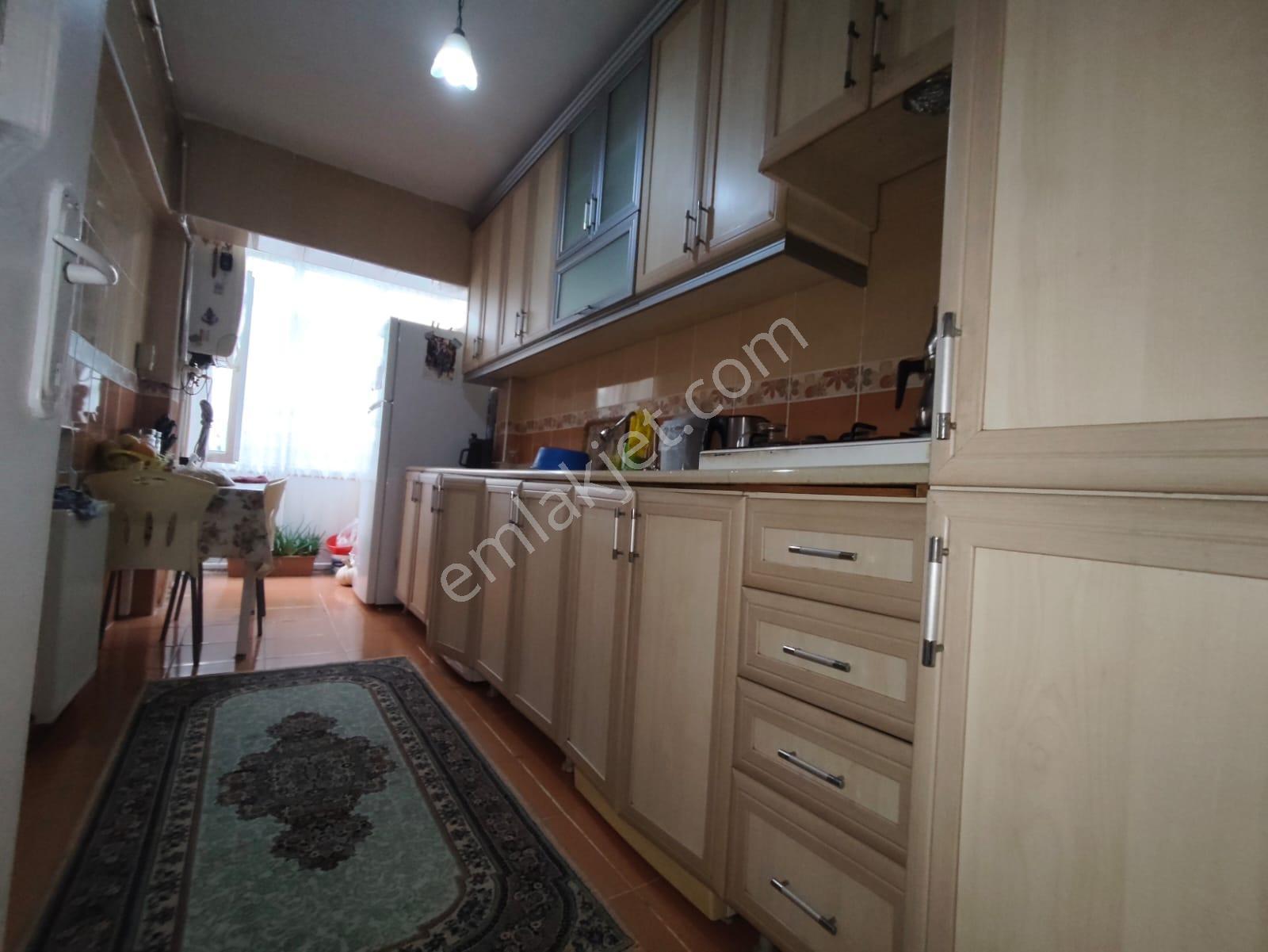 Yılmaz Gayrimenkulden Yapılı Masrafsız 1 Ara Kat Ön Cephe - Görsel 34